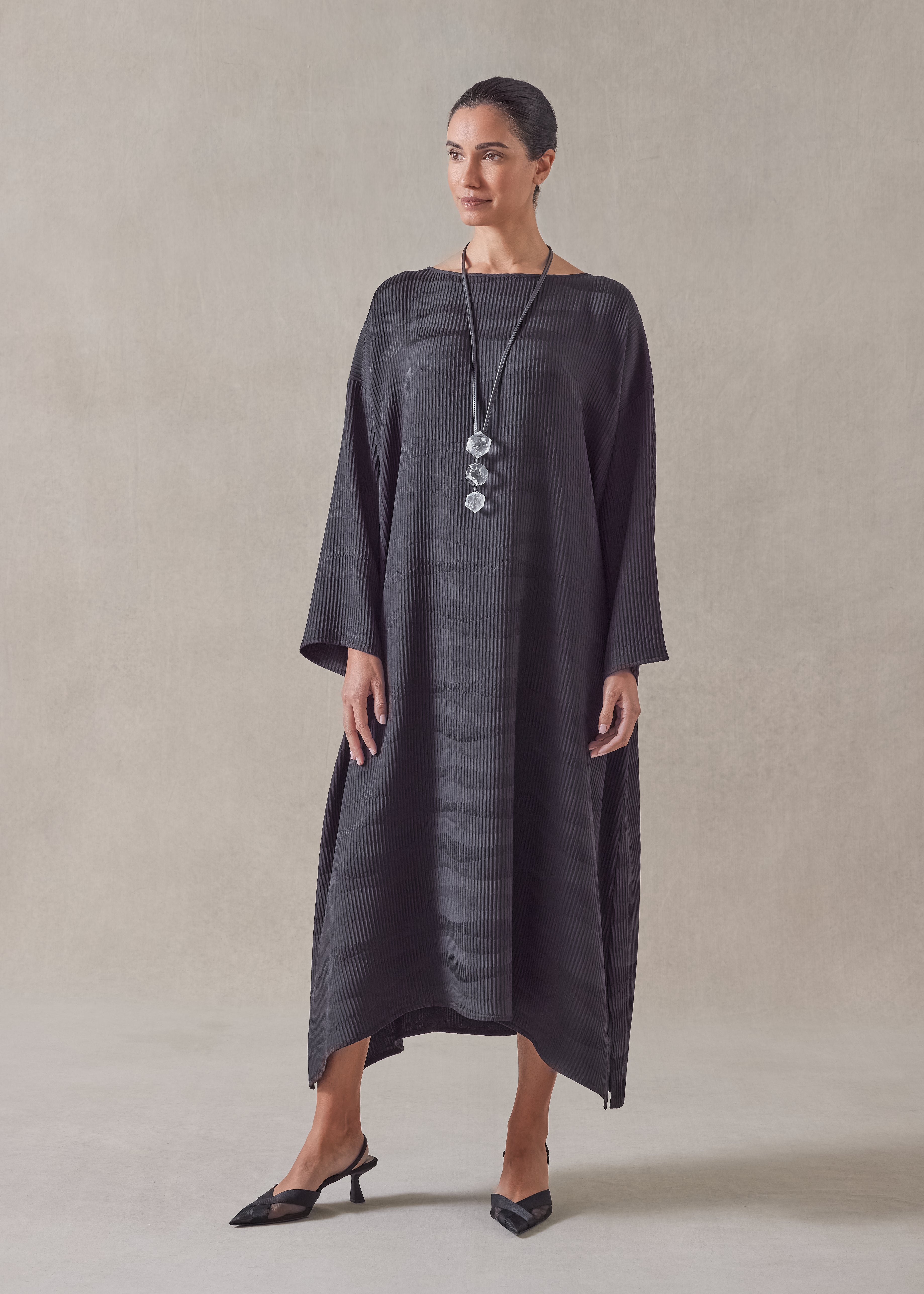 V line jacquard dress | ANDRESD