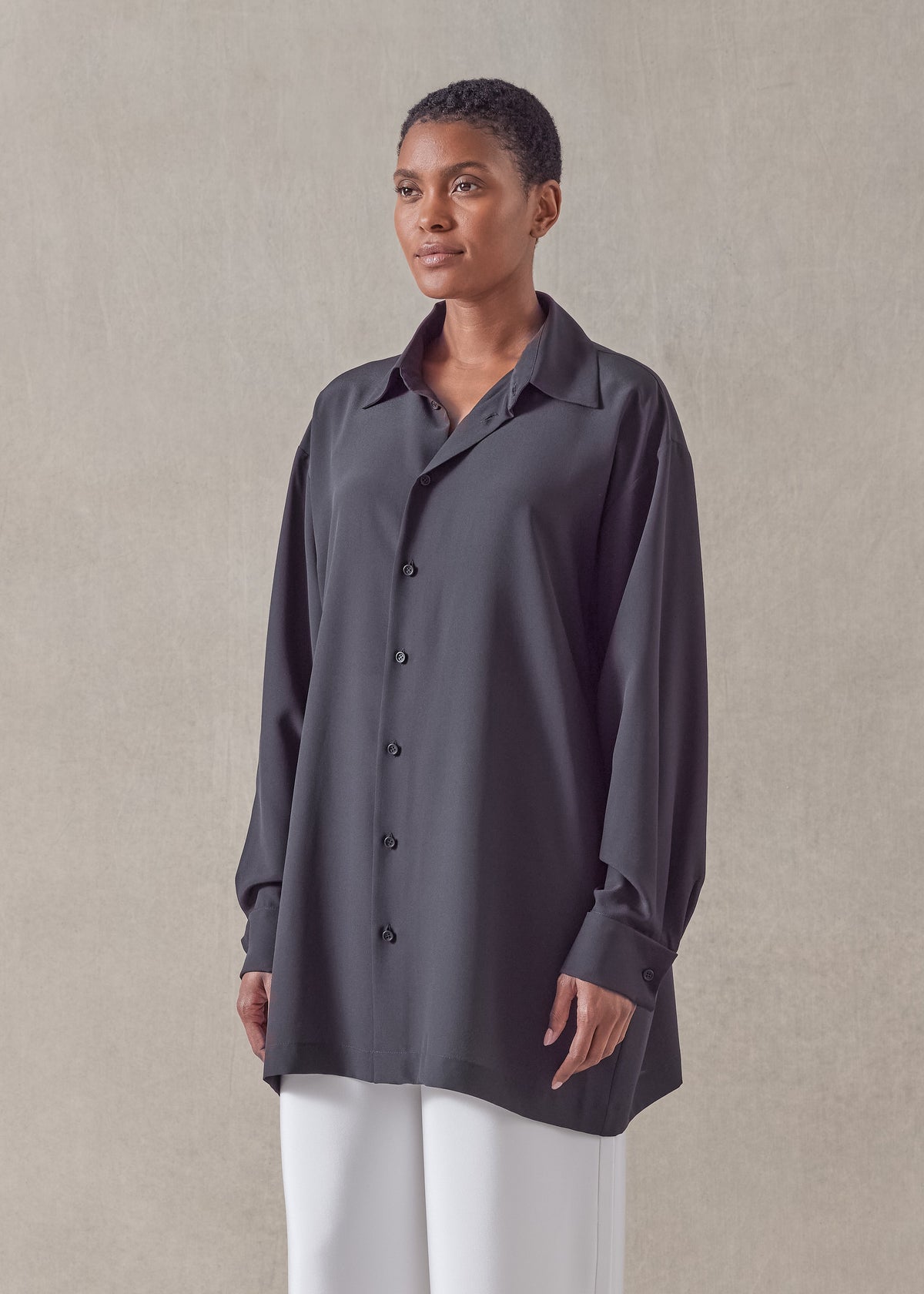 silk slim a-line back pleat shirt with collar - long plus