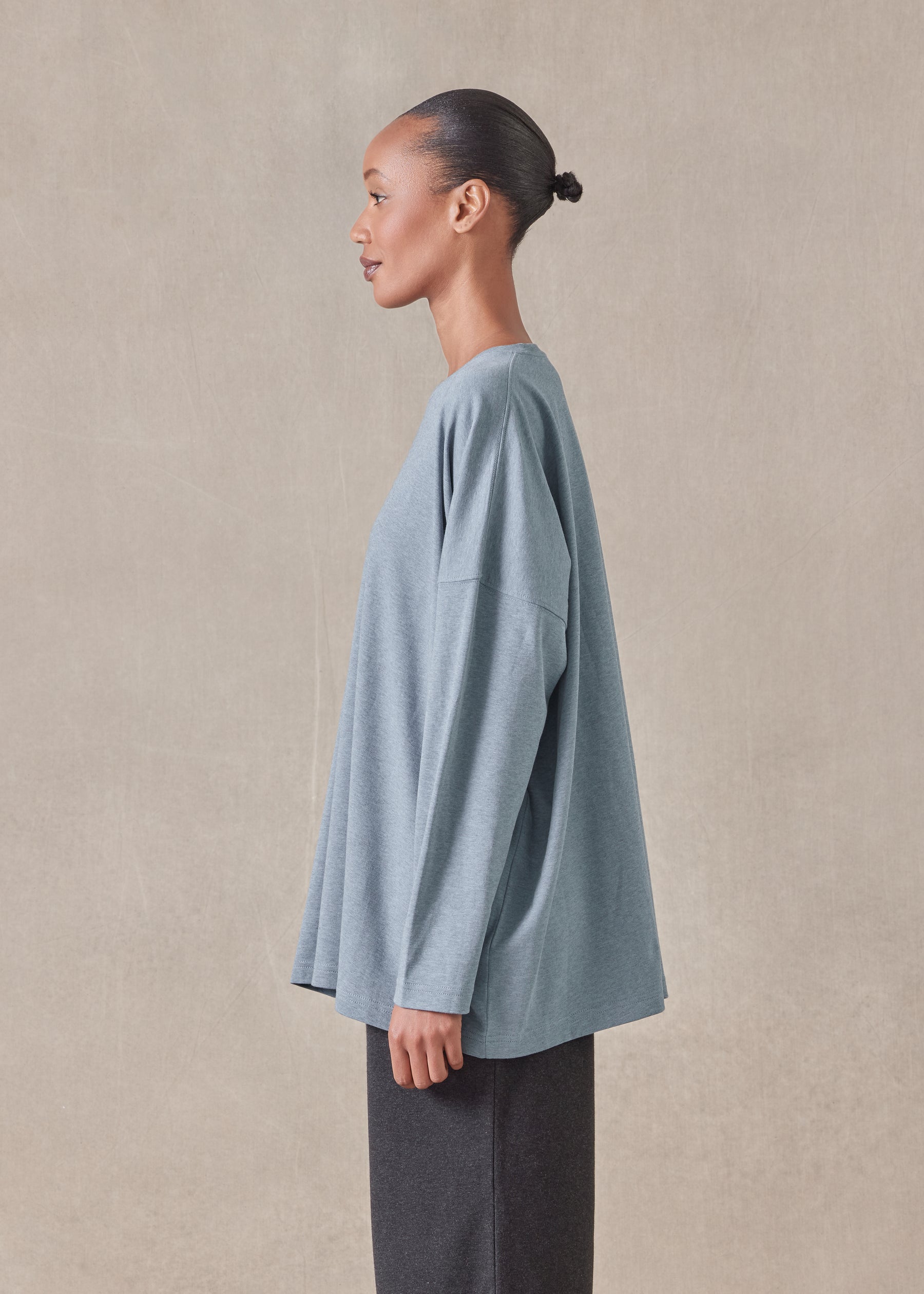 cotton jersey long sleeve round neck t-shirt - mid plus