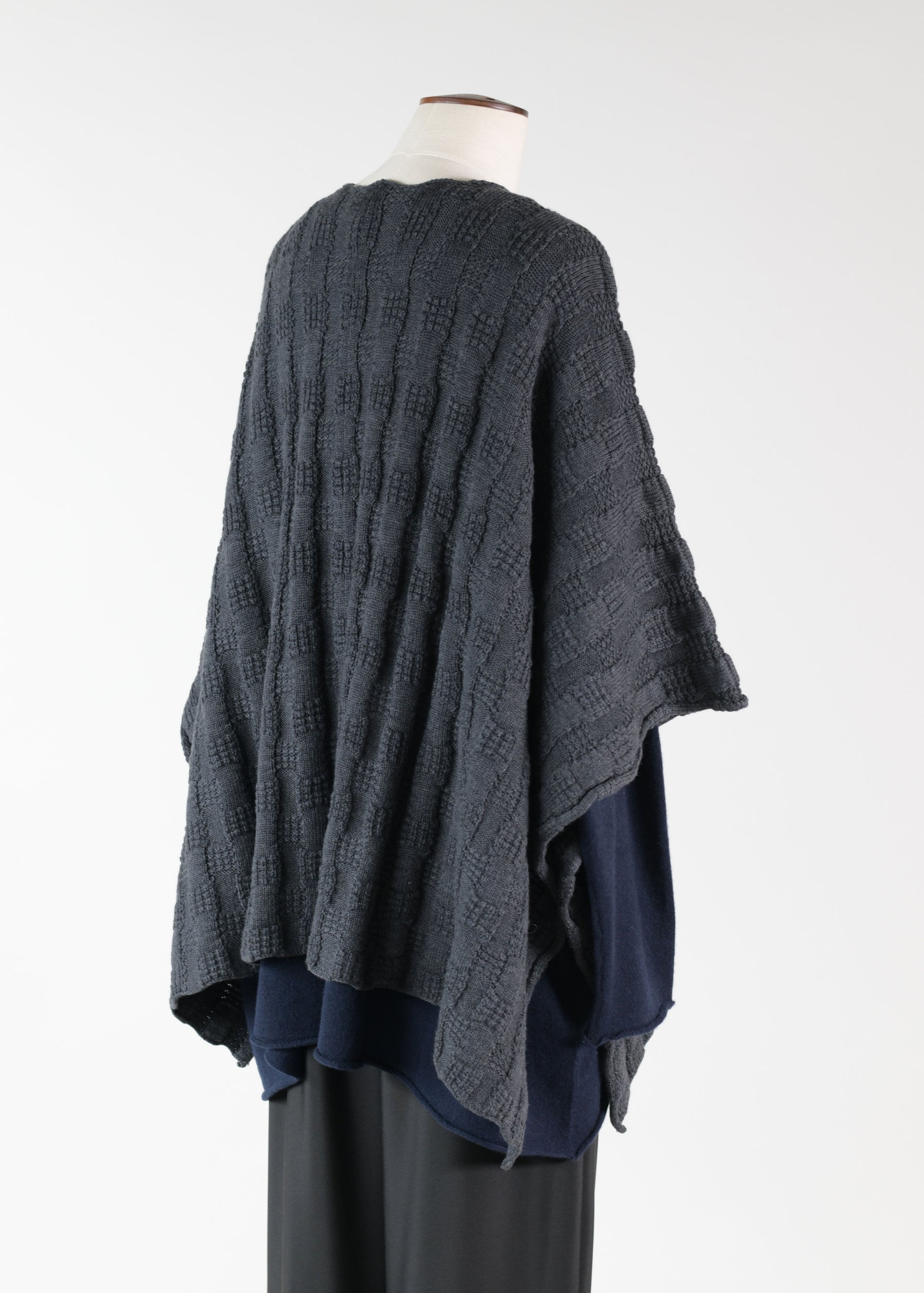 extra wide tabard - mid