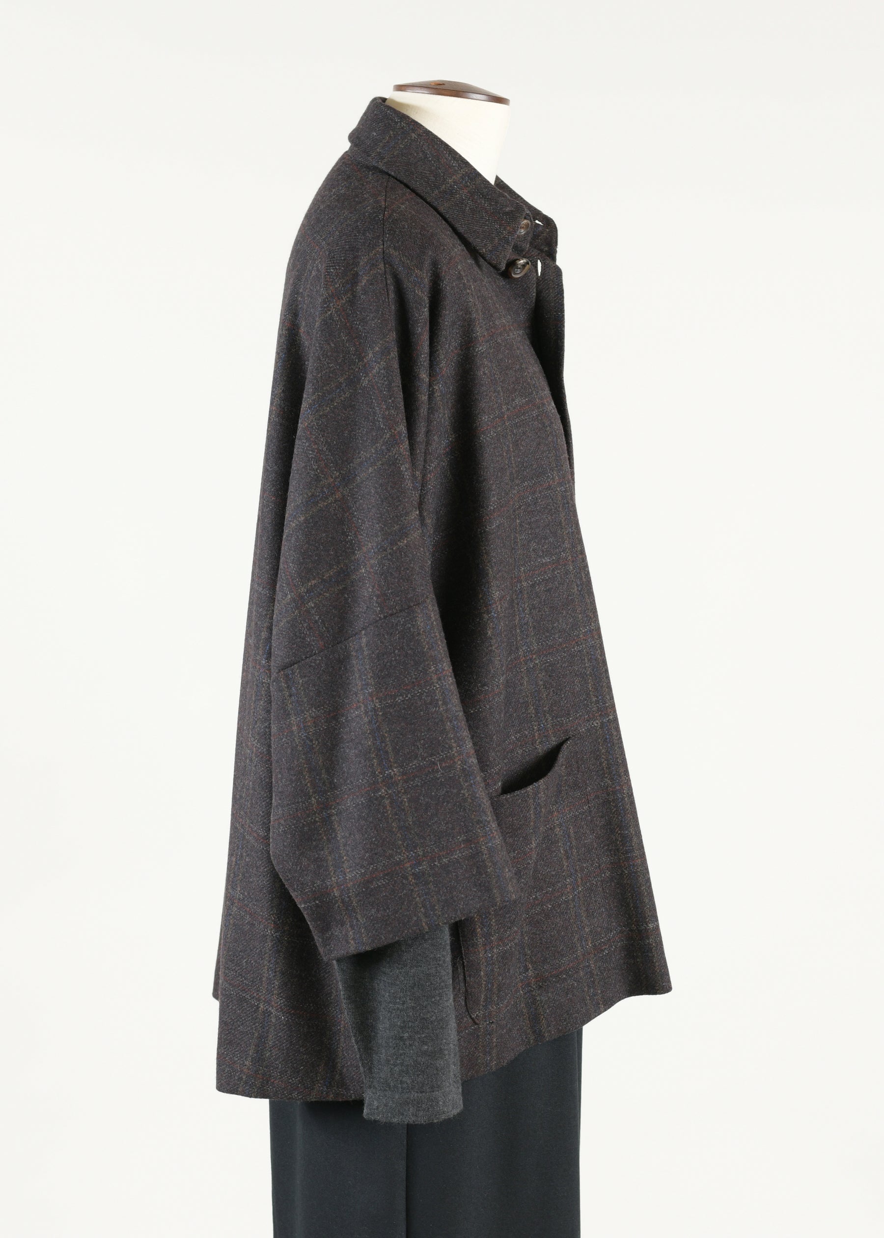 sloped shldr jckt w/collar - long 3/4 slvs lined
