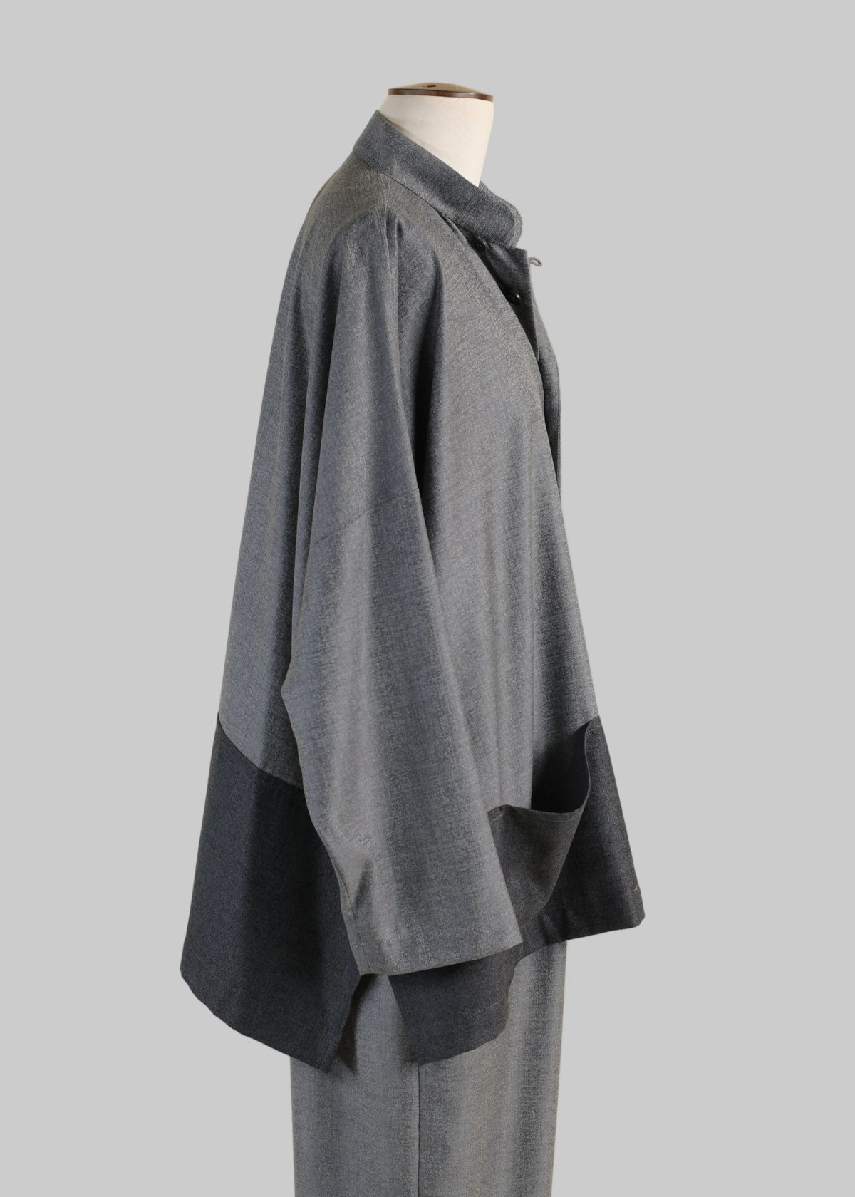 wool silk mix wide mandarin jacket with contrast and pouch pockets - long