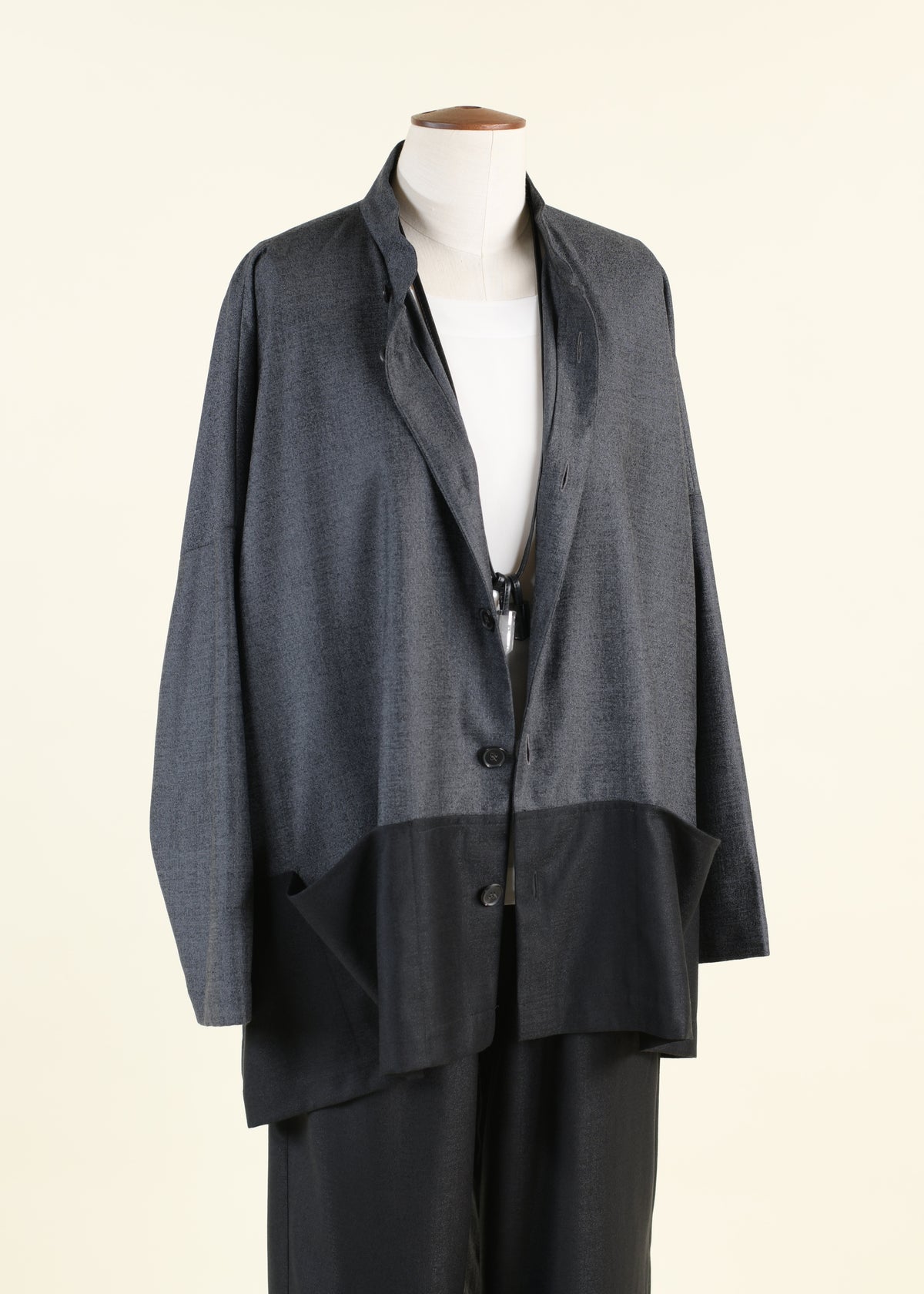 longer back wide mandarin jacket with contrast edge and pouch pockets - long