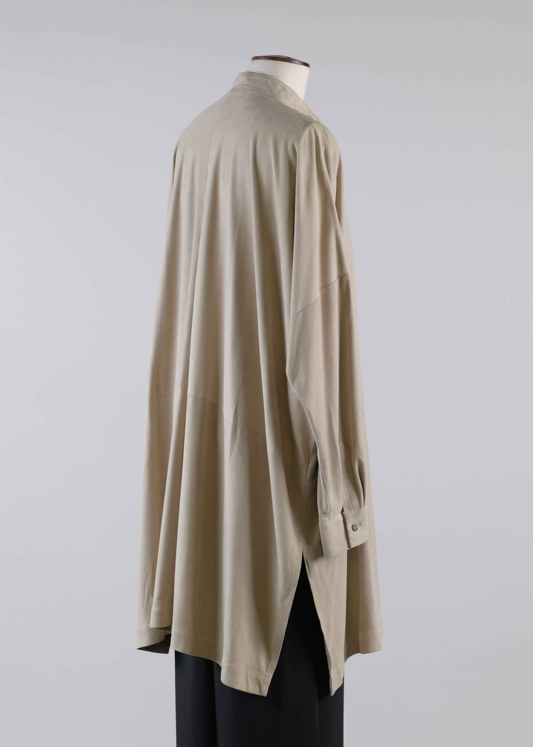 collarless shirt - very long with slits