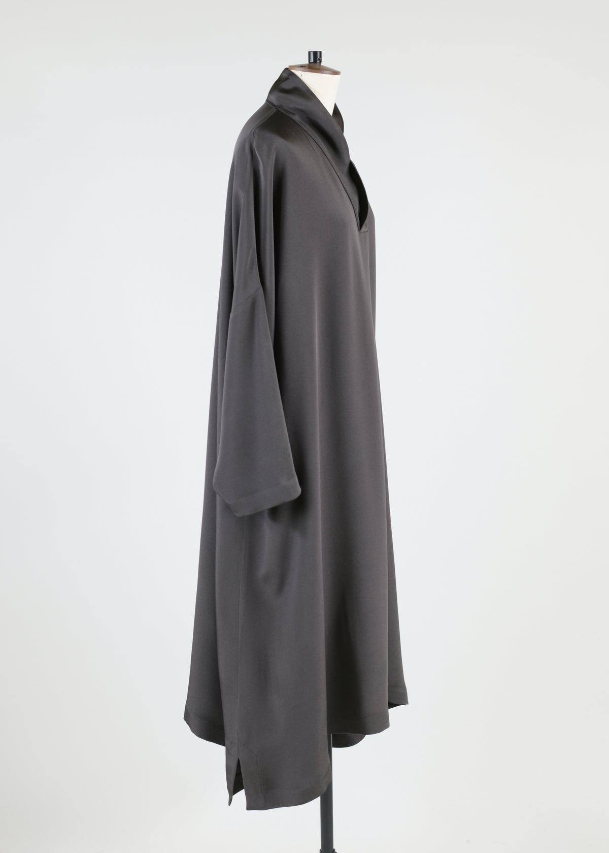 imperial scruch v neck dress