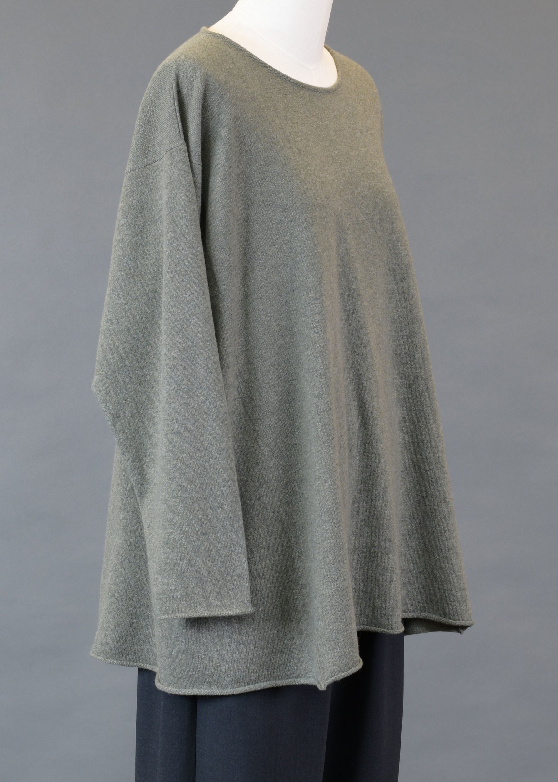 cashmere side panelled a-line bateau neck sweater - long