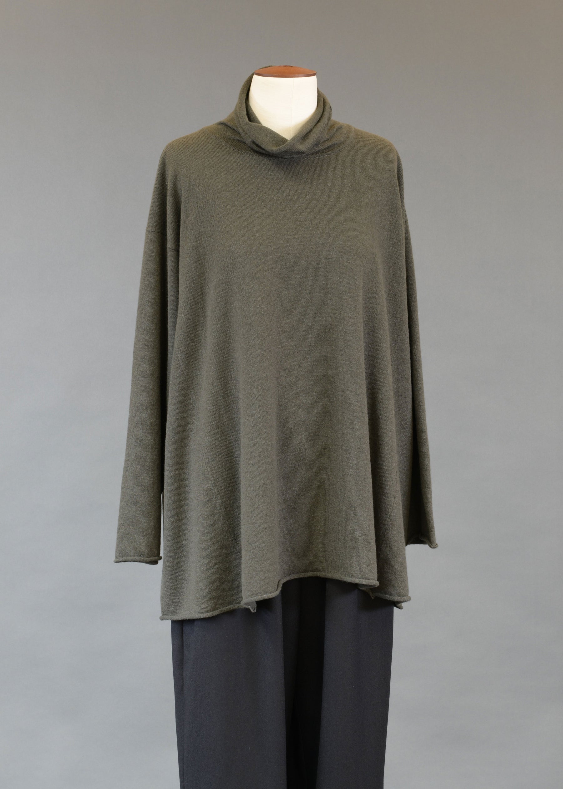 cashmere side panelled a-line scrunch neck sweater - long