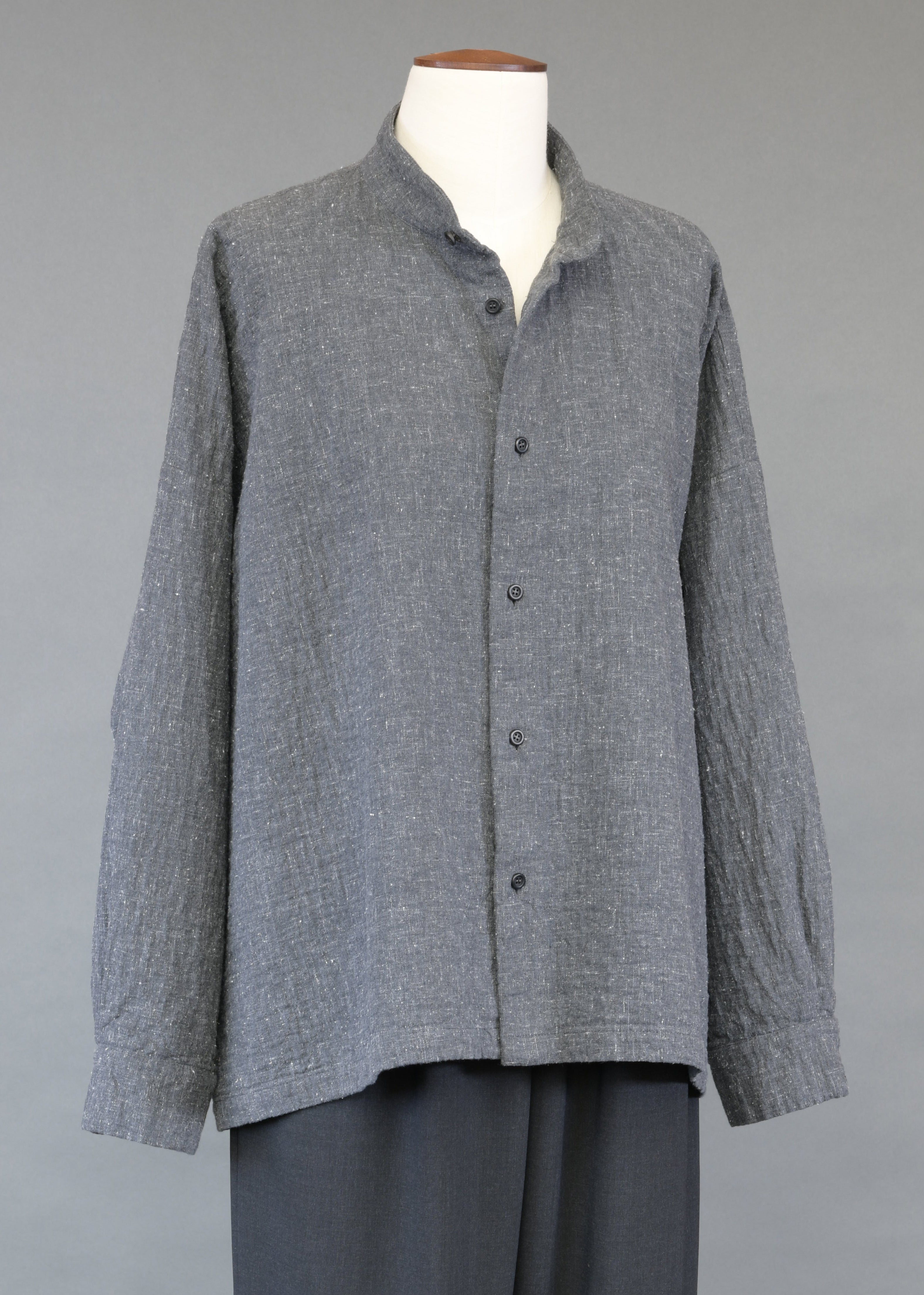 recycled double cotton angled-to-front side seam shirt with double col