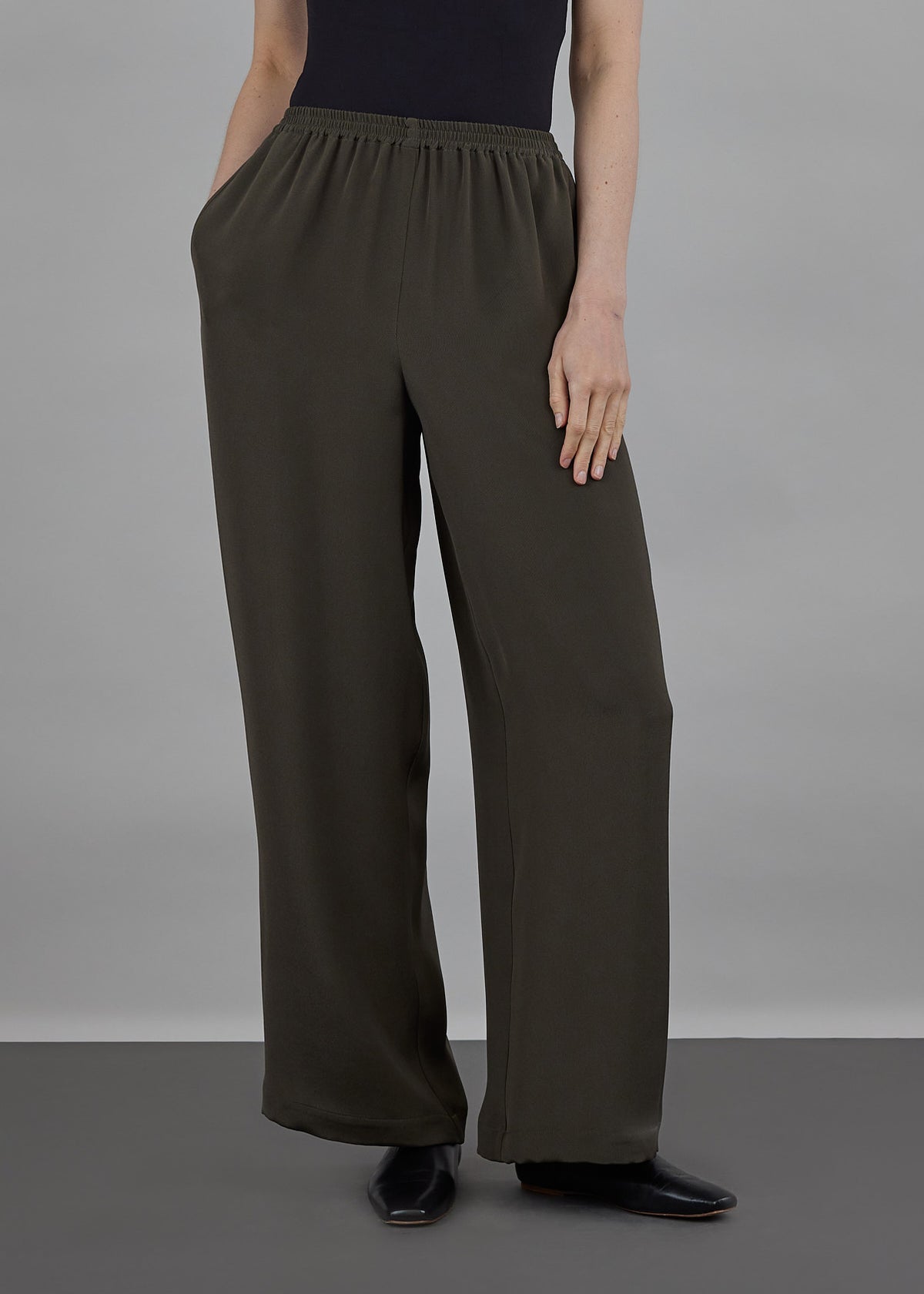 silk flared trouser