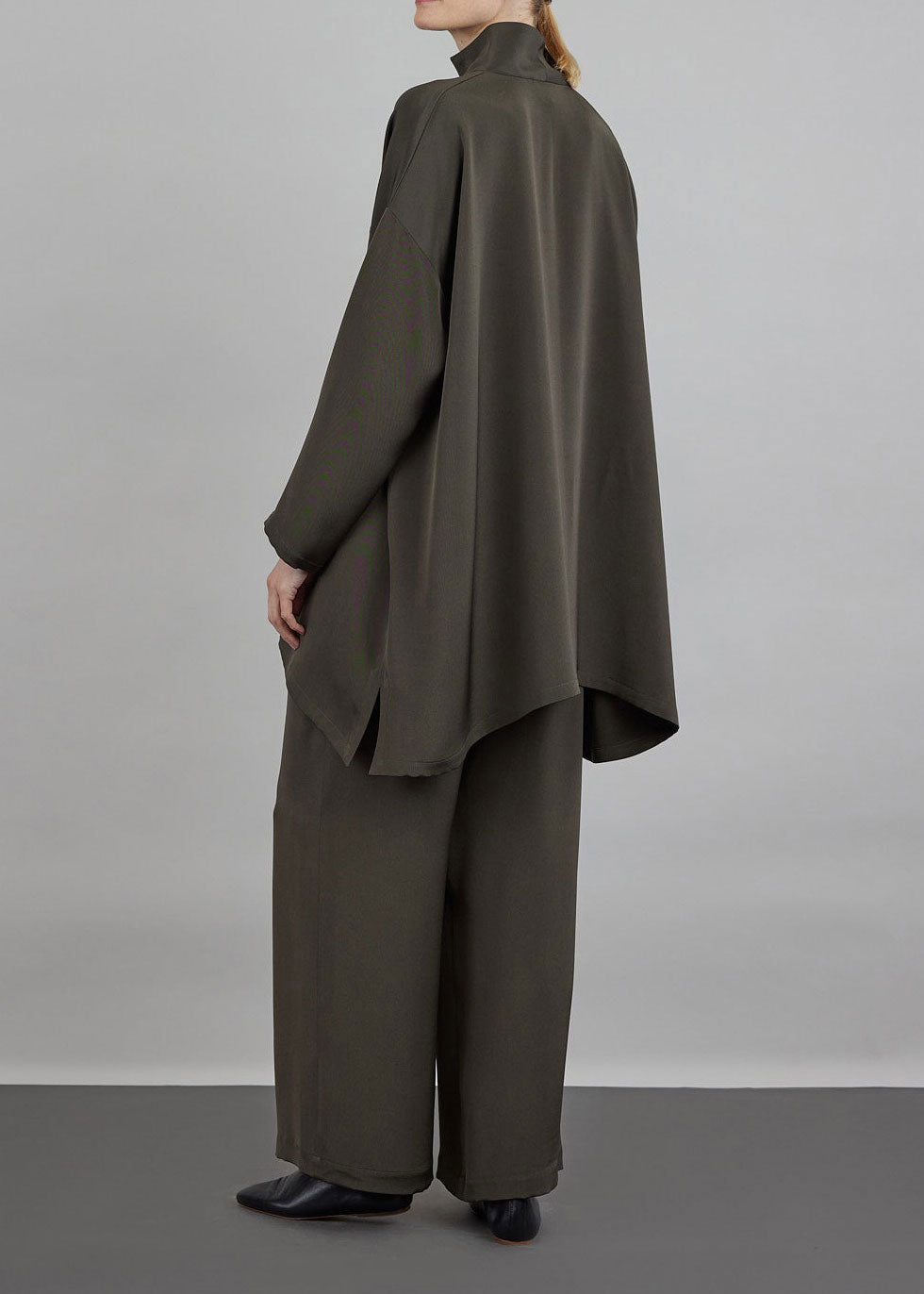 silk wide a-line shirt with open 'standup collar' - long plus