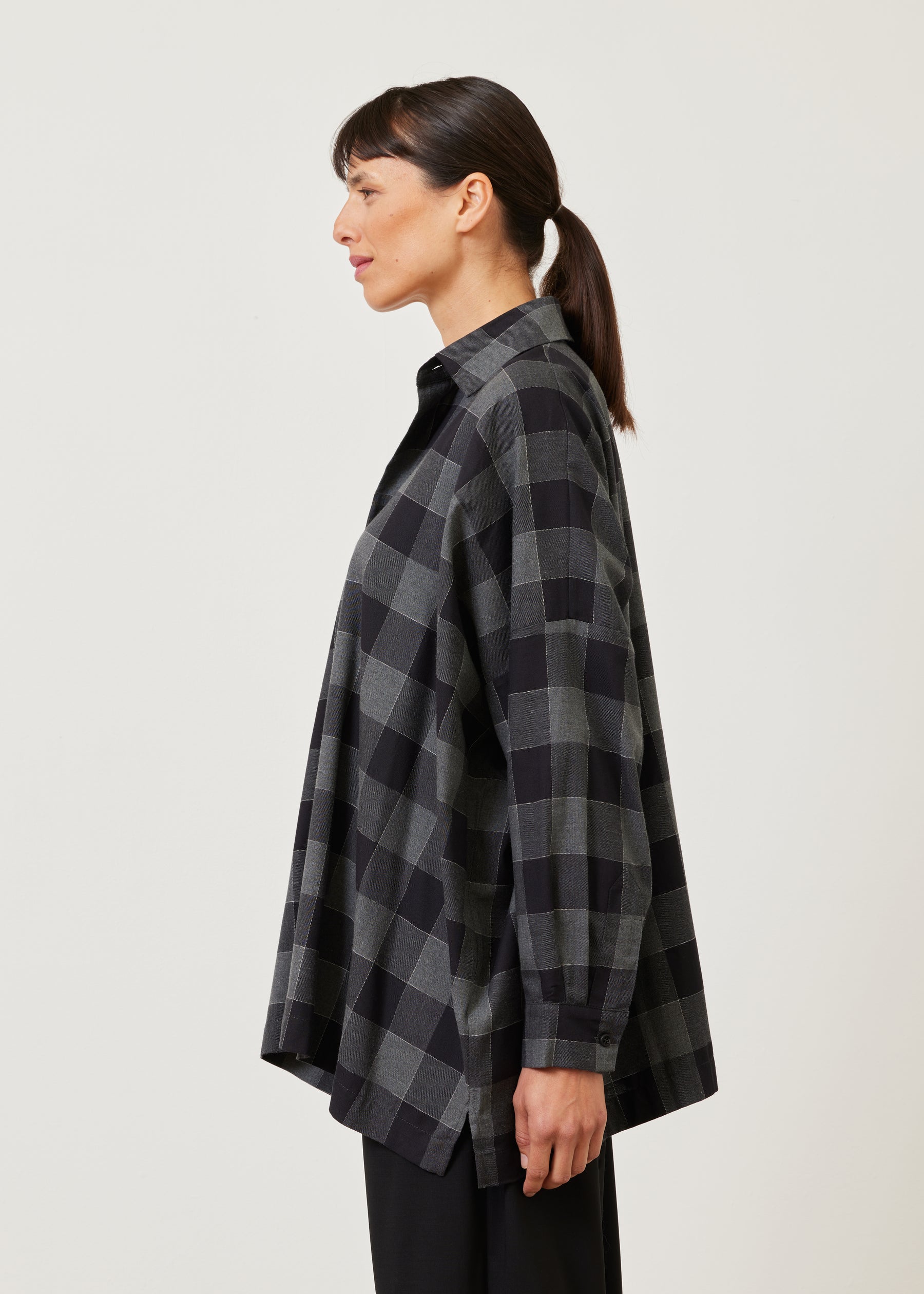 large plaid wide shirt with collar (long)