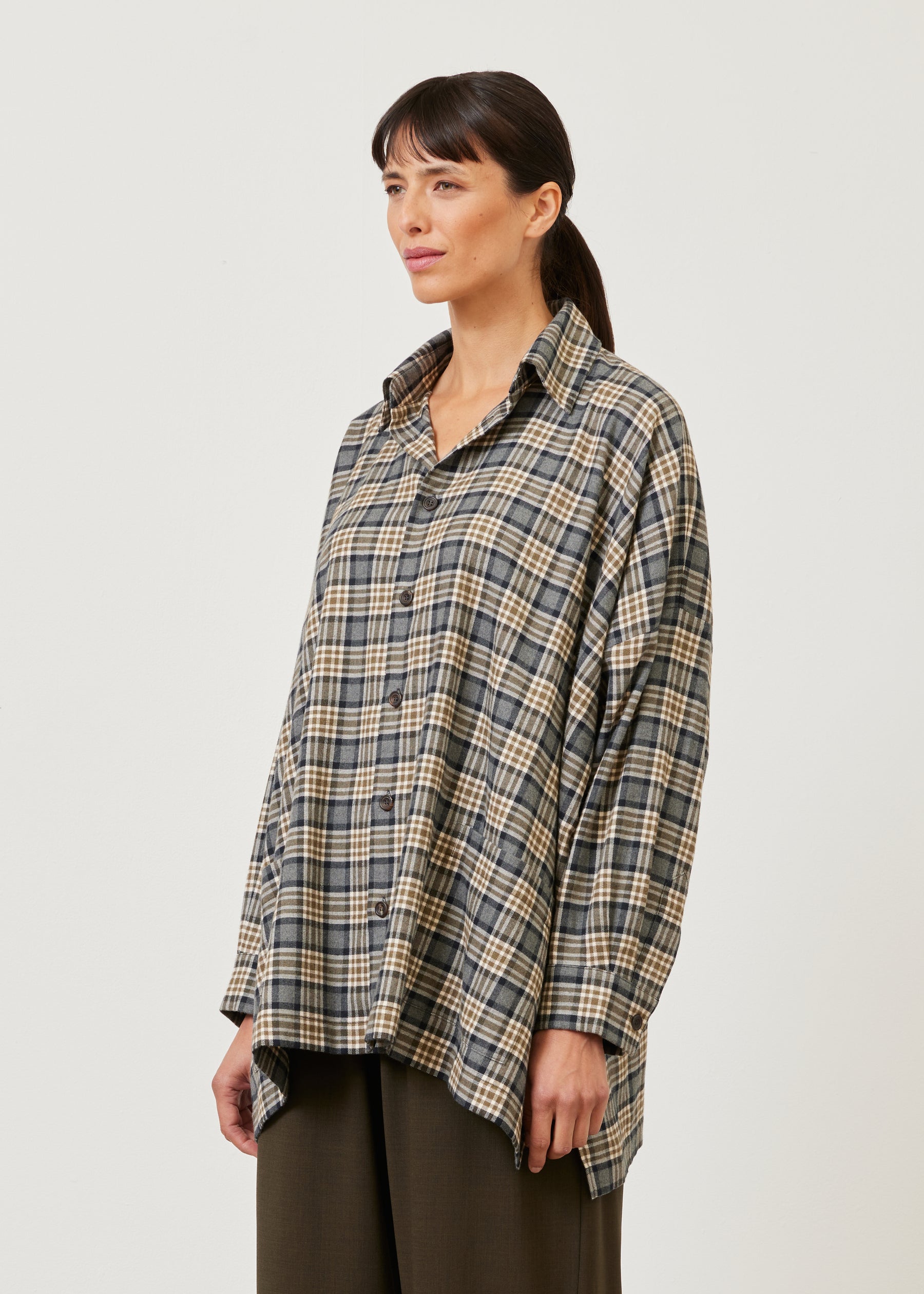 wide longer back shirt jacket with collar - long