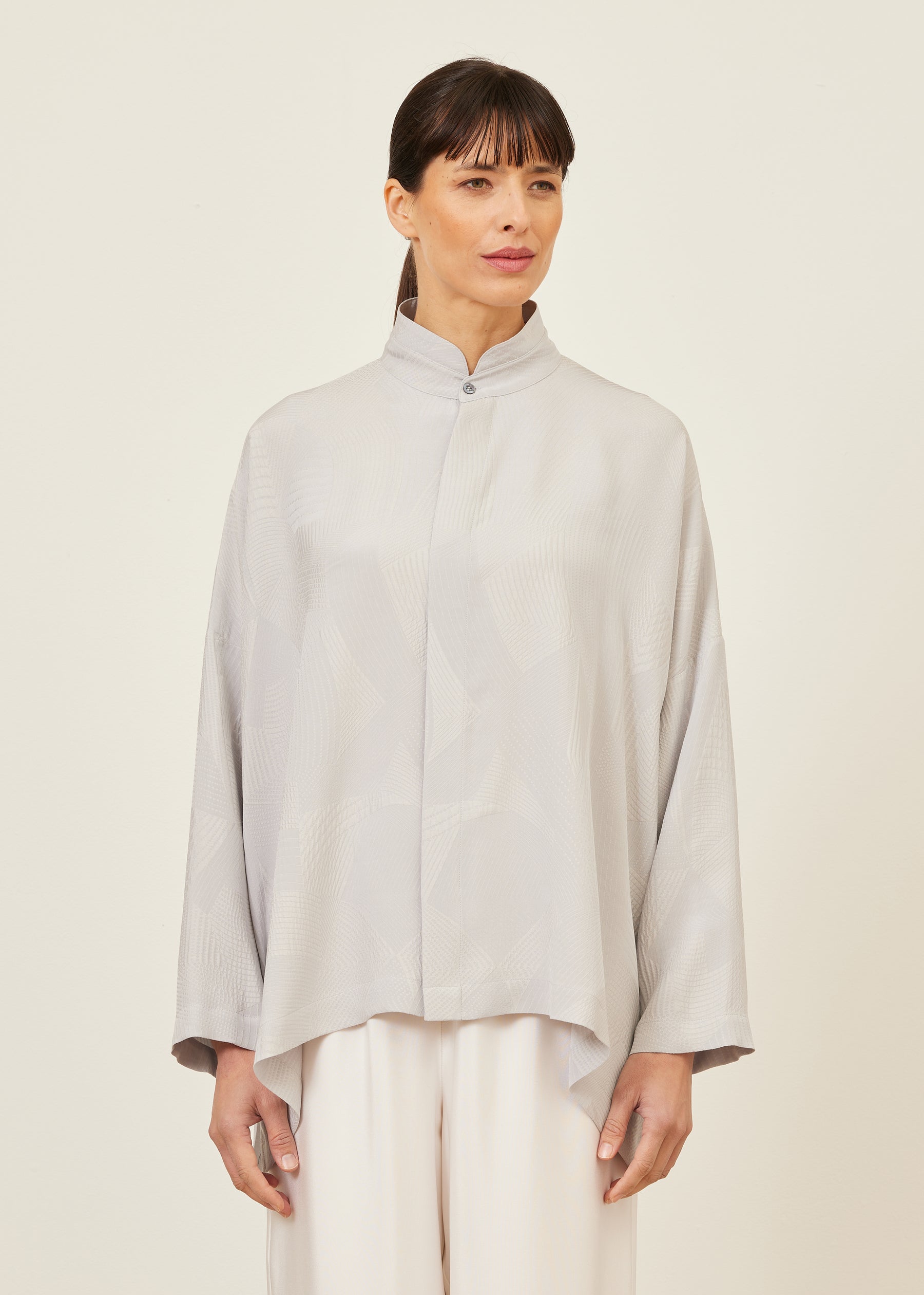 wide longer back double stand collar shirt - mid plus