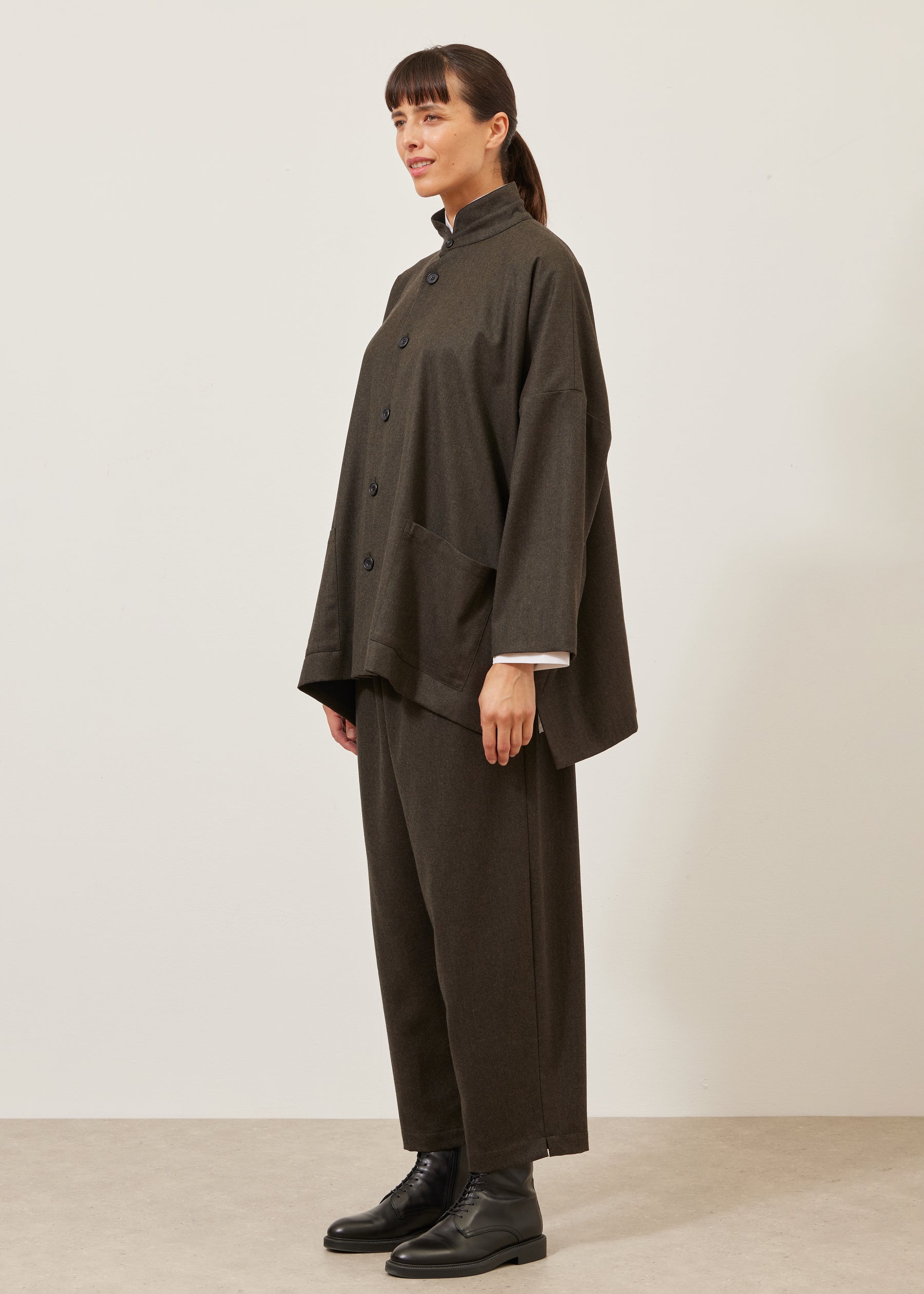 wide longer back double stand collar jacket - long