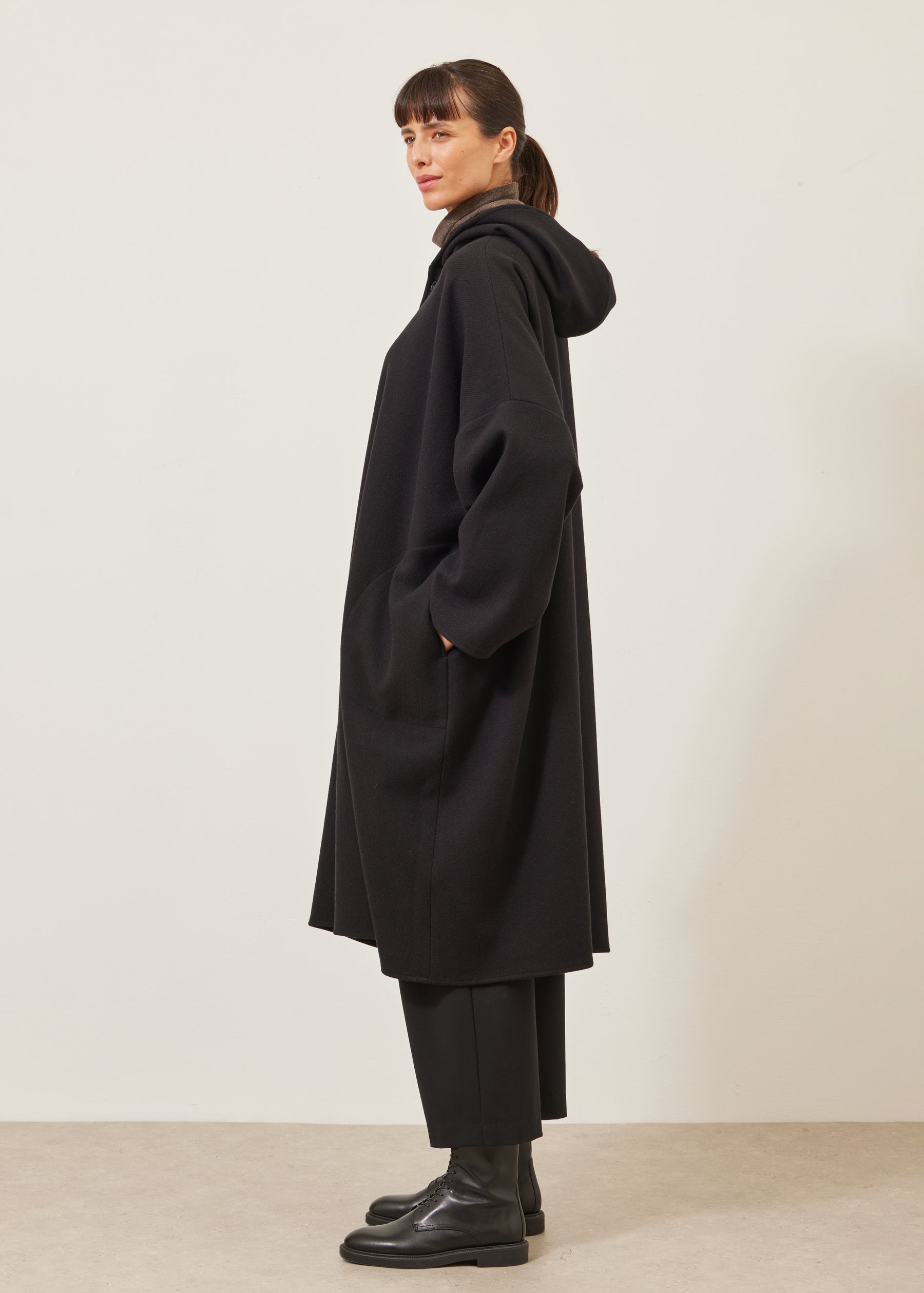 wide hooded buttoned coat - 3/4 length