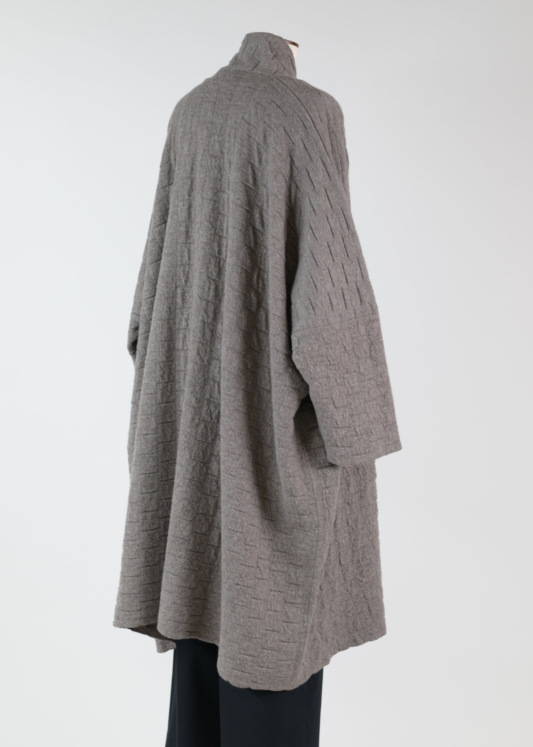 wide scrunch shawl collar cardigan - 3/4 length