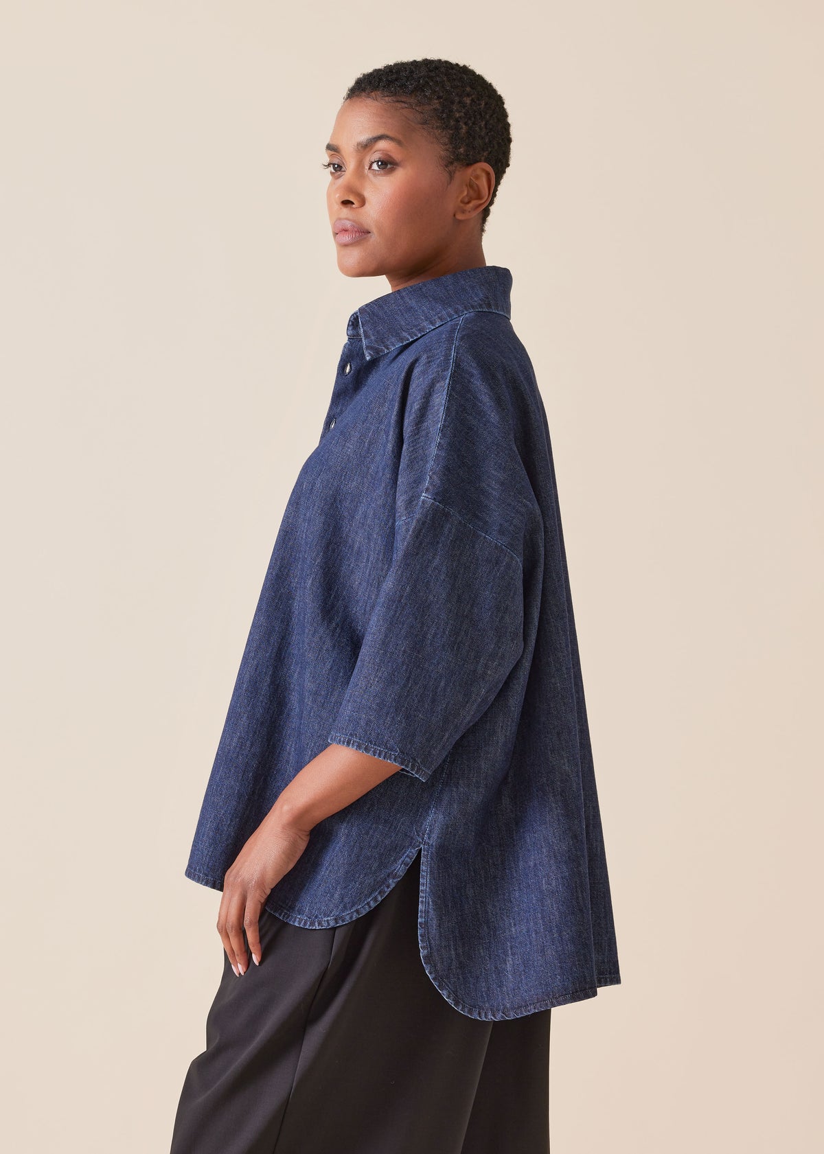 cotton denim sloped shoulder wide a-line short sleeve shirt with collar - mid