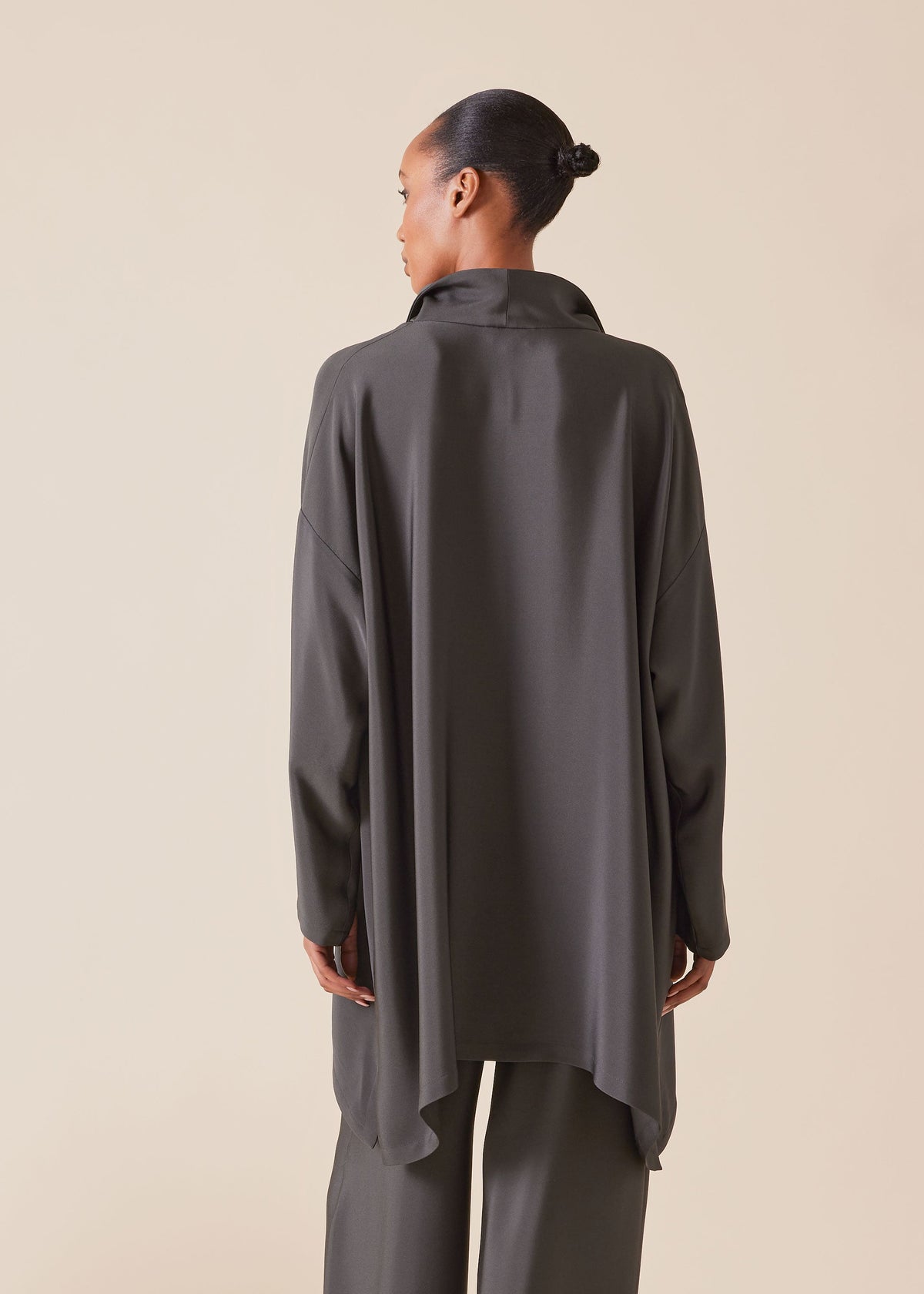 silk wide a-line shirt with open standup collar - long plus