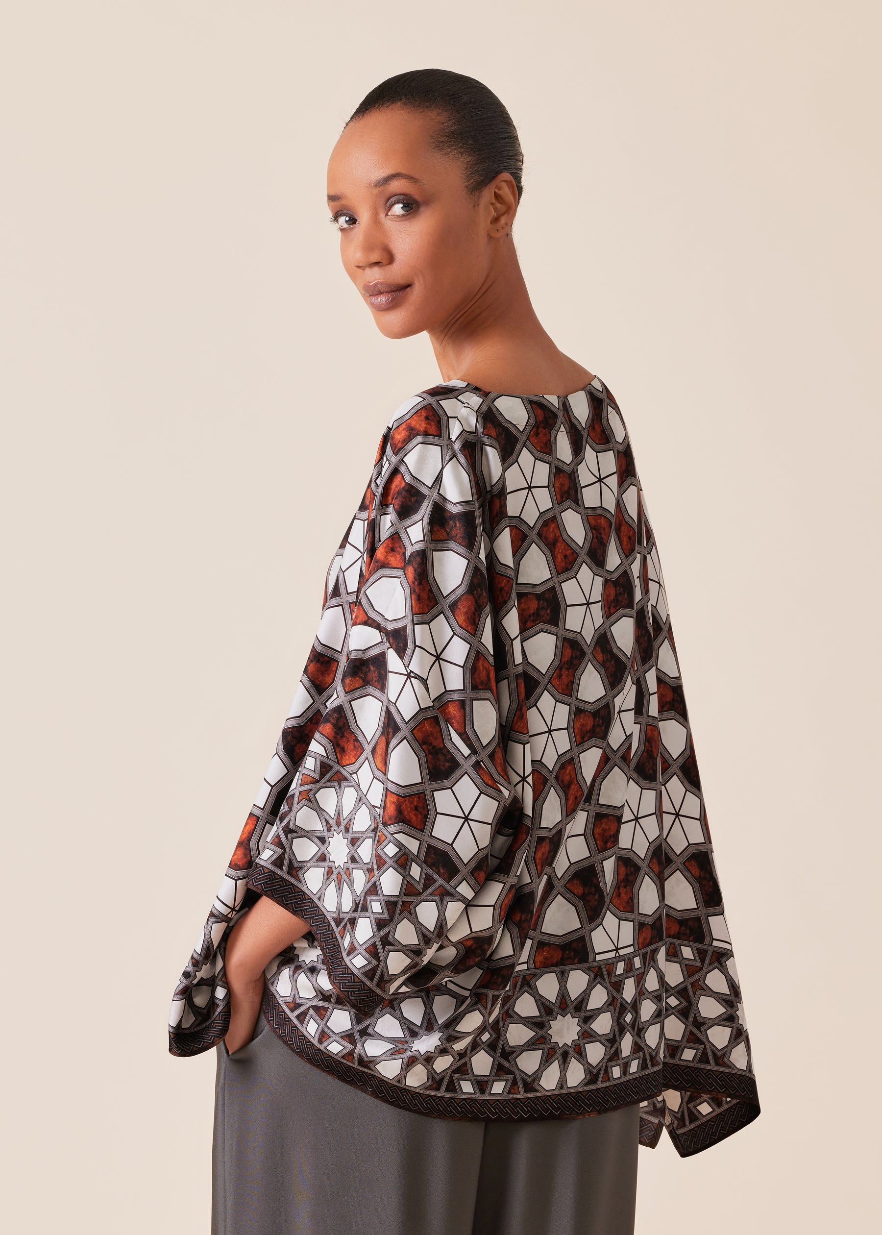 silk wide bateau neck - mid plus