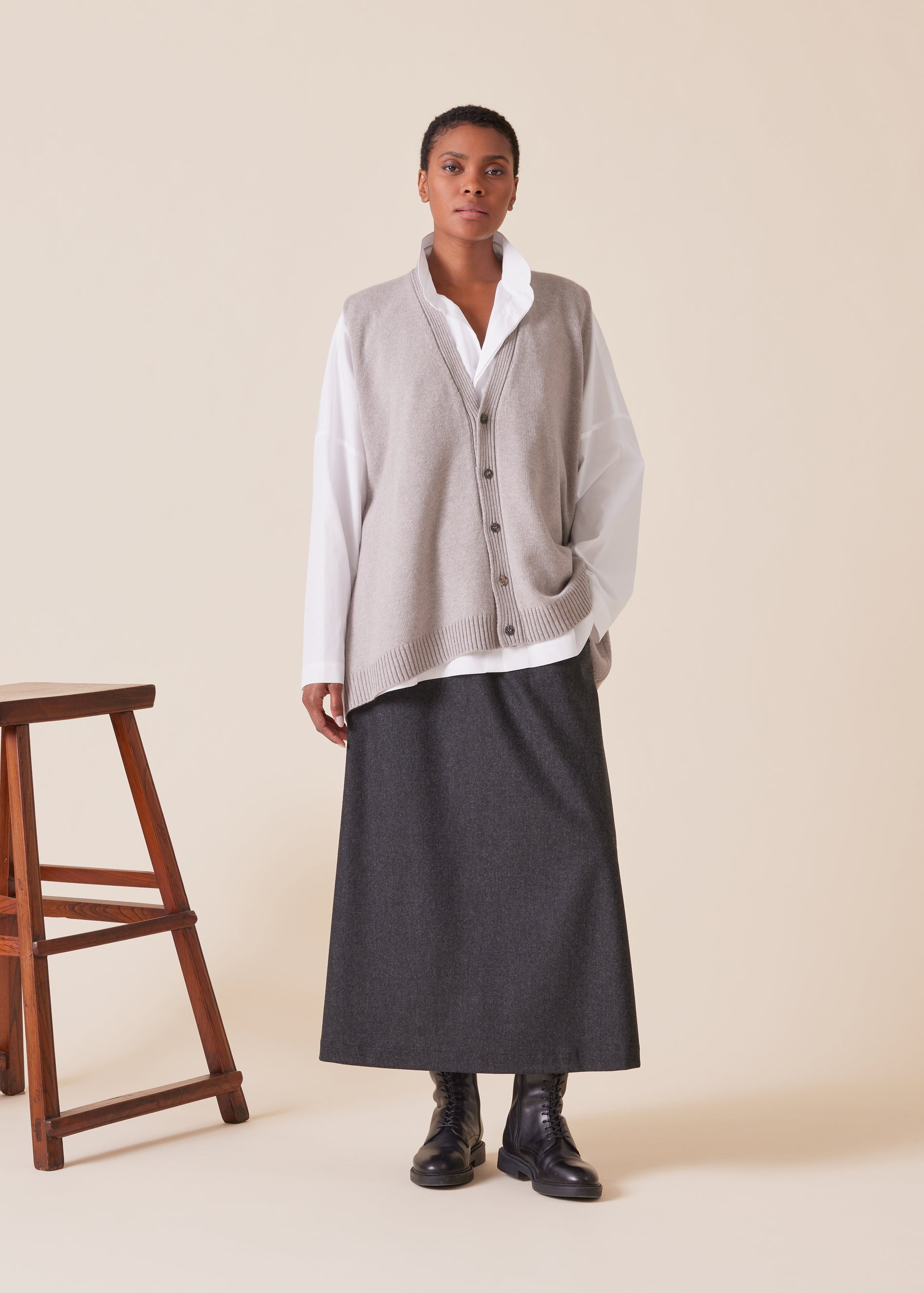cashmere a-line sleeveless v neck cardigan - mid plus