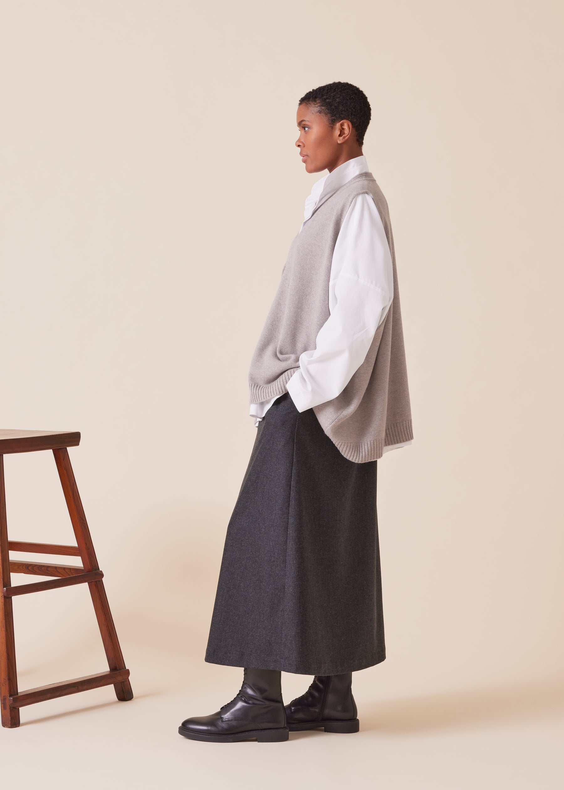 cashmere a-line sleeveless v neck cardigan - mid plus