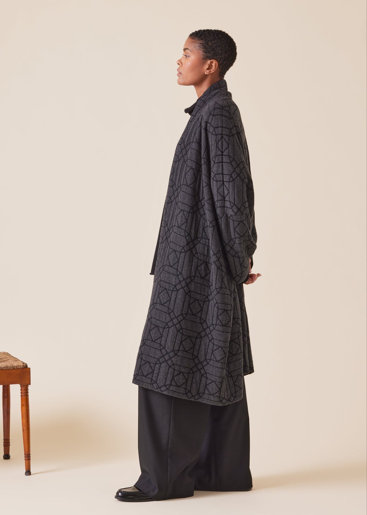 cashmere knitted scrunch shawl collar cardigan - very long (charcoal / black)