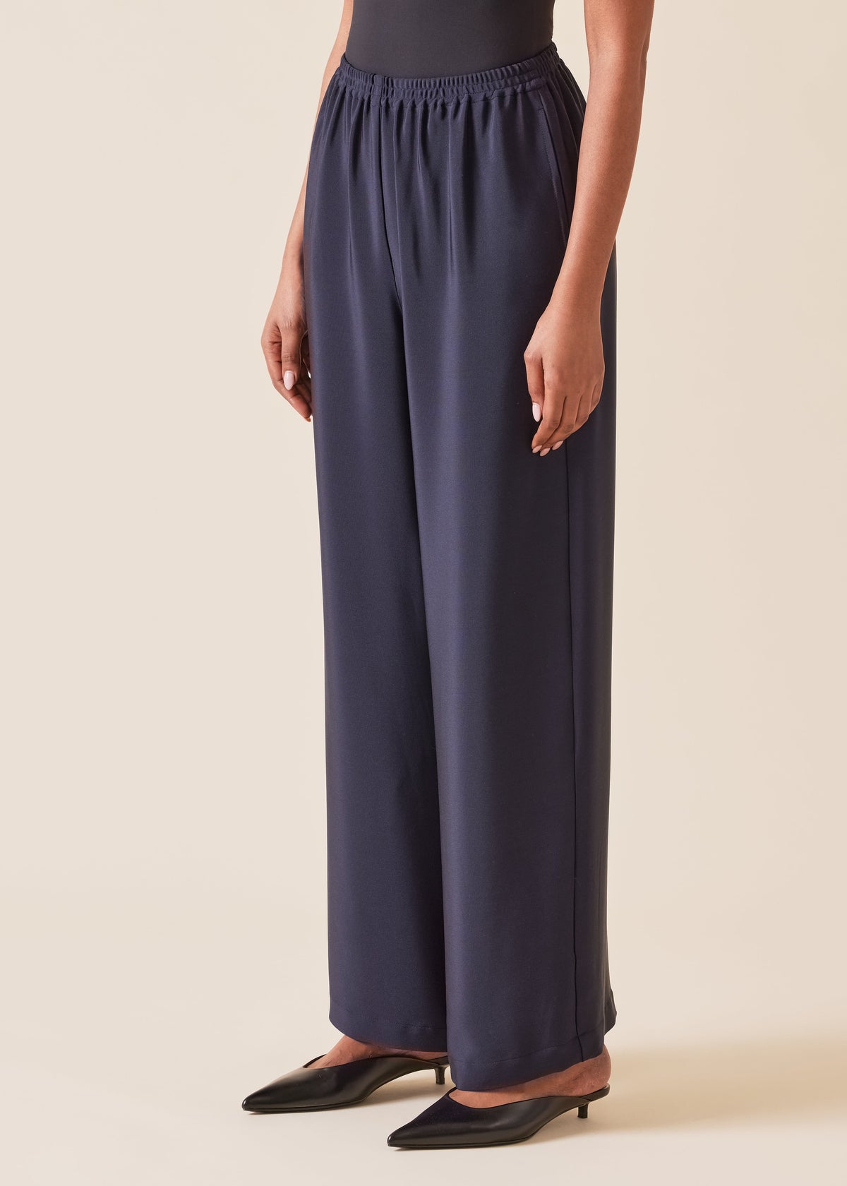 silk flared trouser (midnight)