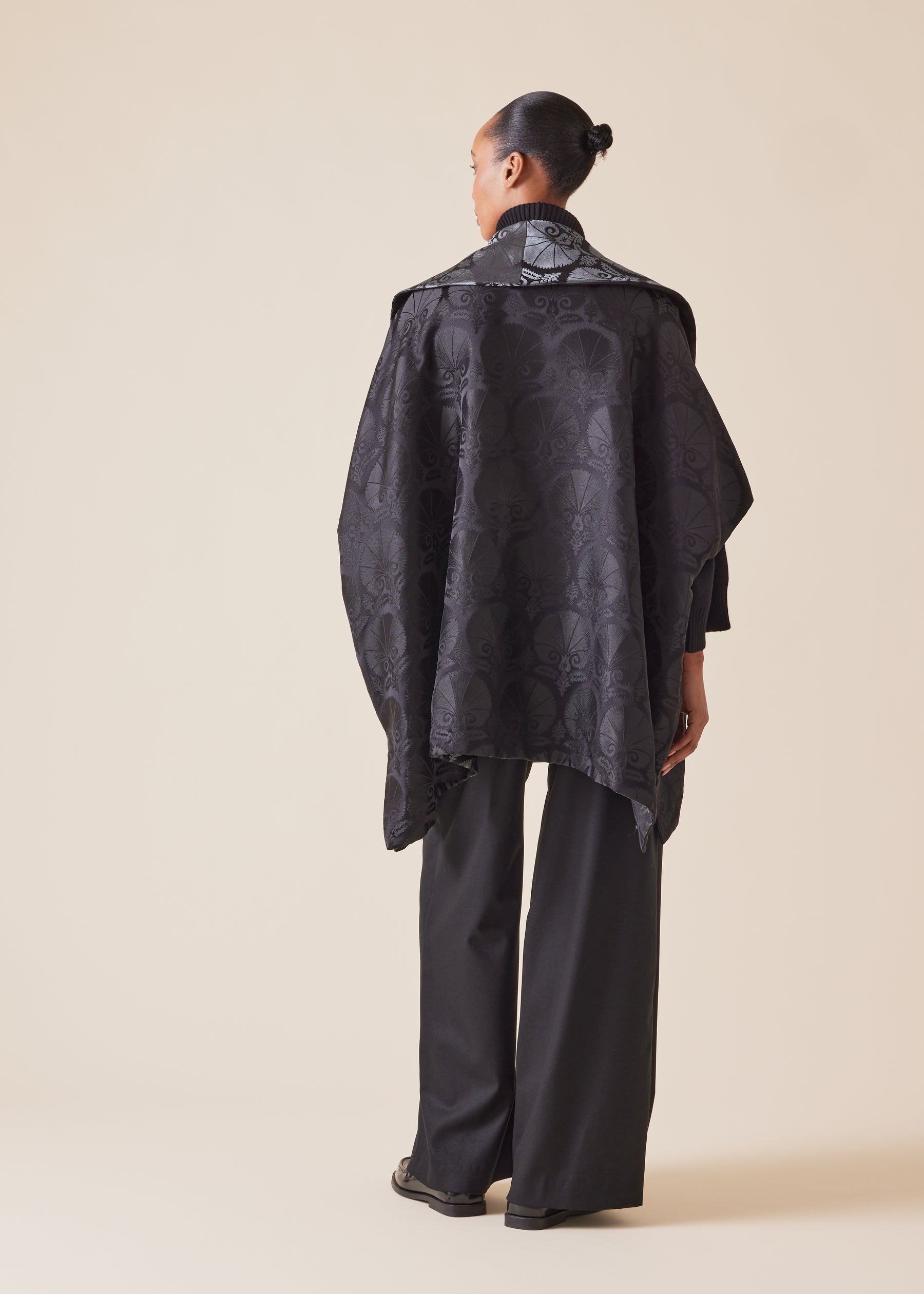 silk mix sloped shoulder shawl collar sleeveless jacket - long plus (reversible)