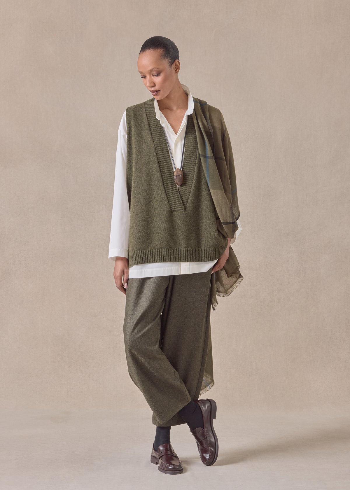 cashmere a-line sleeveless deep v-neck - mid plus