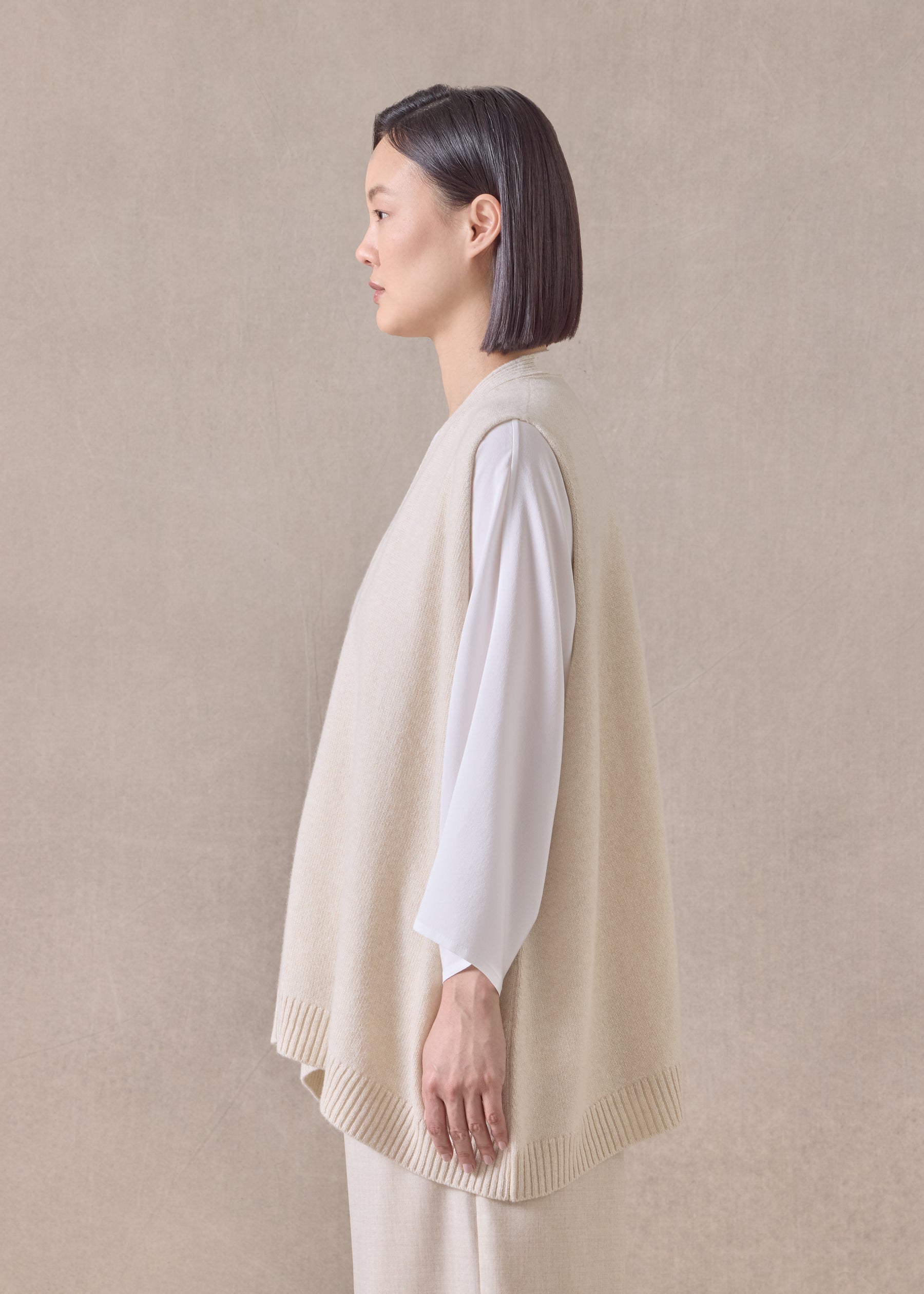 cashmere a-line sleeveless v neck cardigan - mid plus