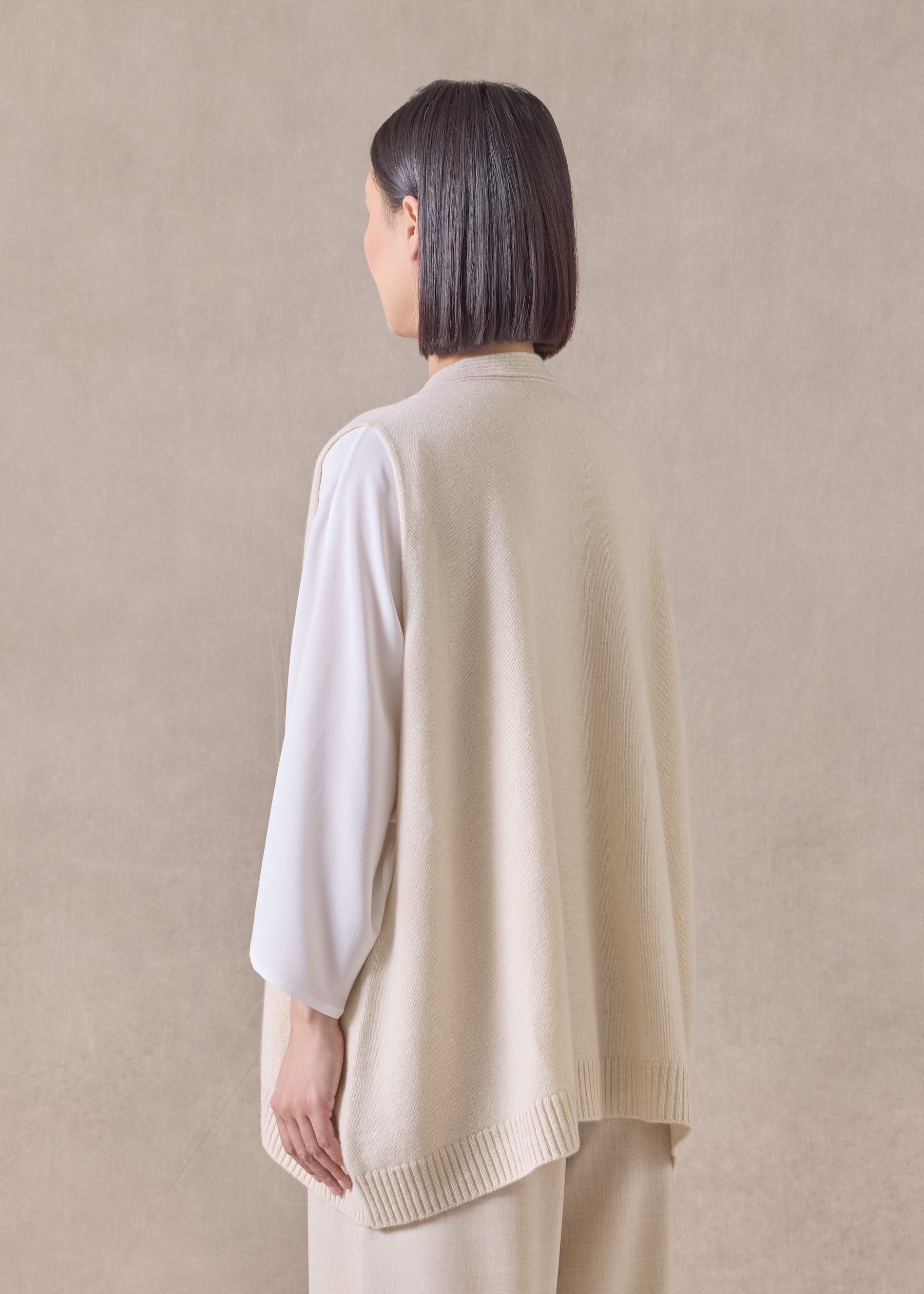 cashmere a-line sleeveless v neck cardigan - mid plus