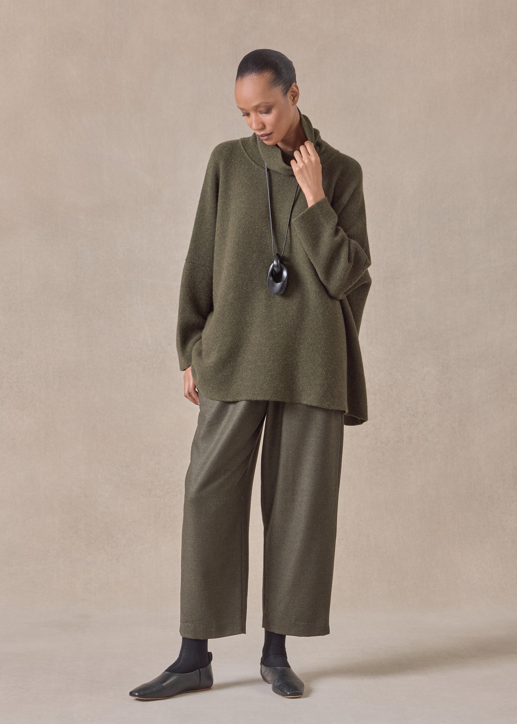 cashmere slim sleeve monks top - long