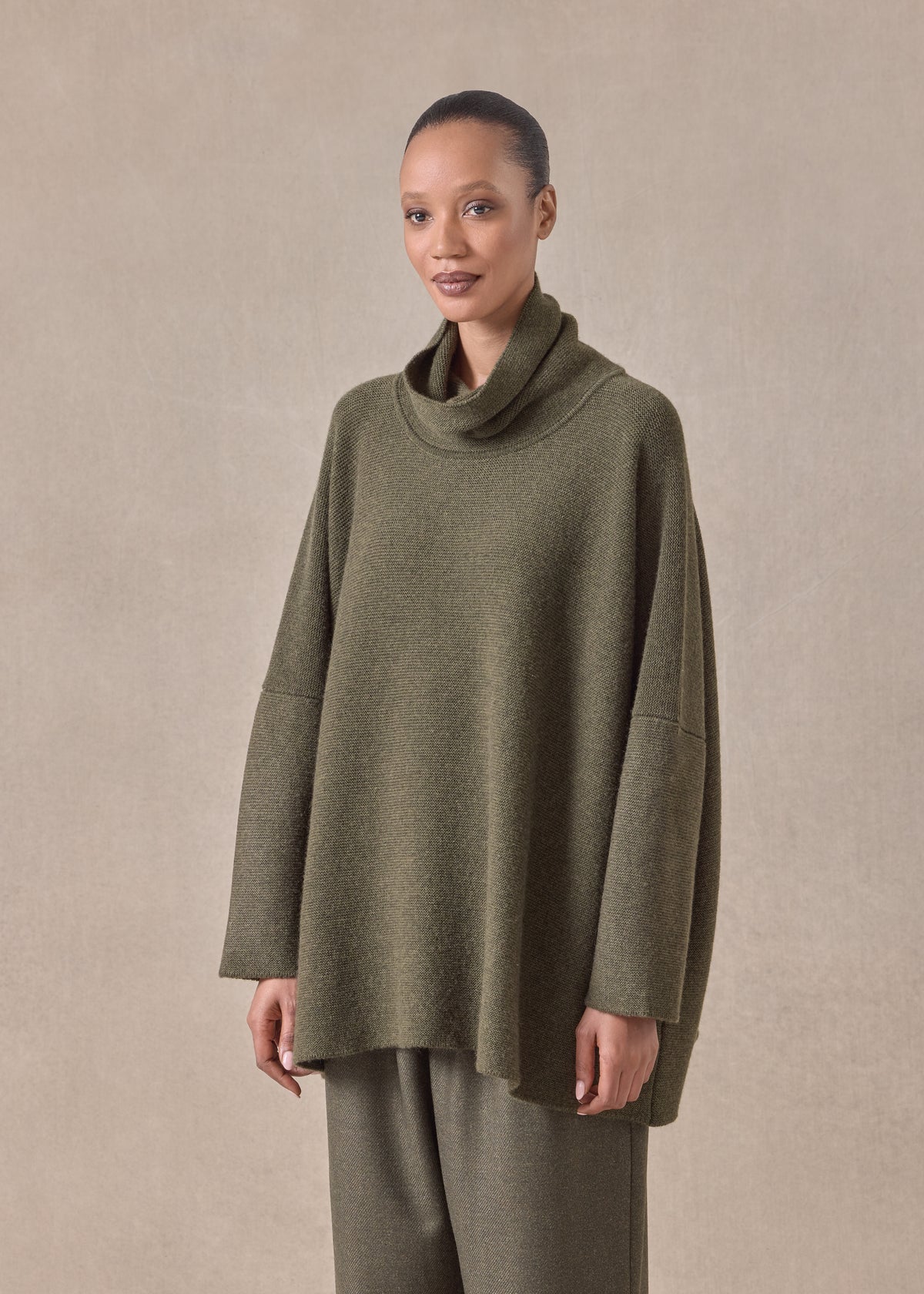 cashmere slim sleeve monks top - long