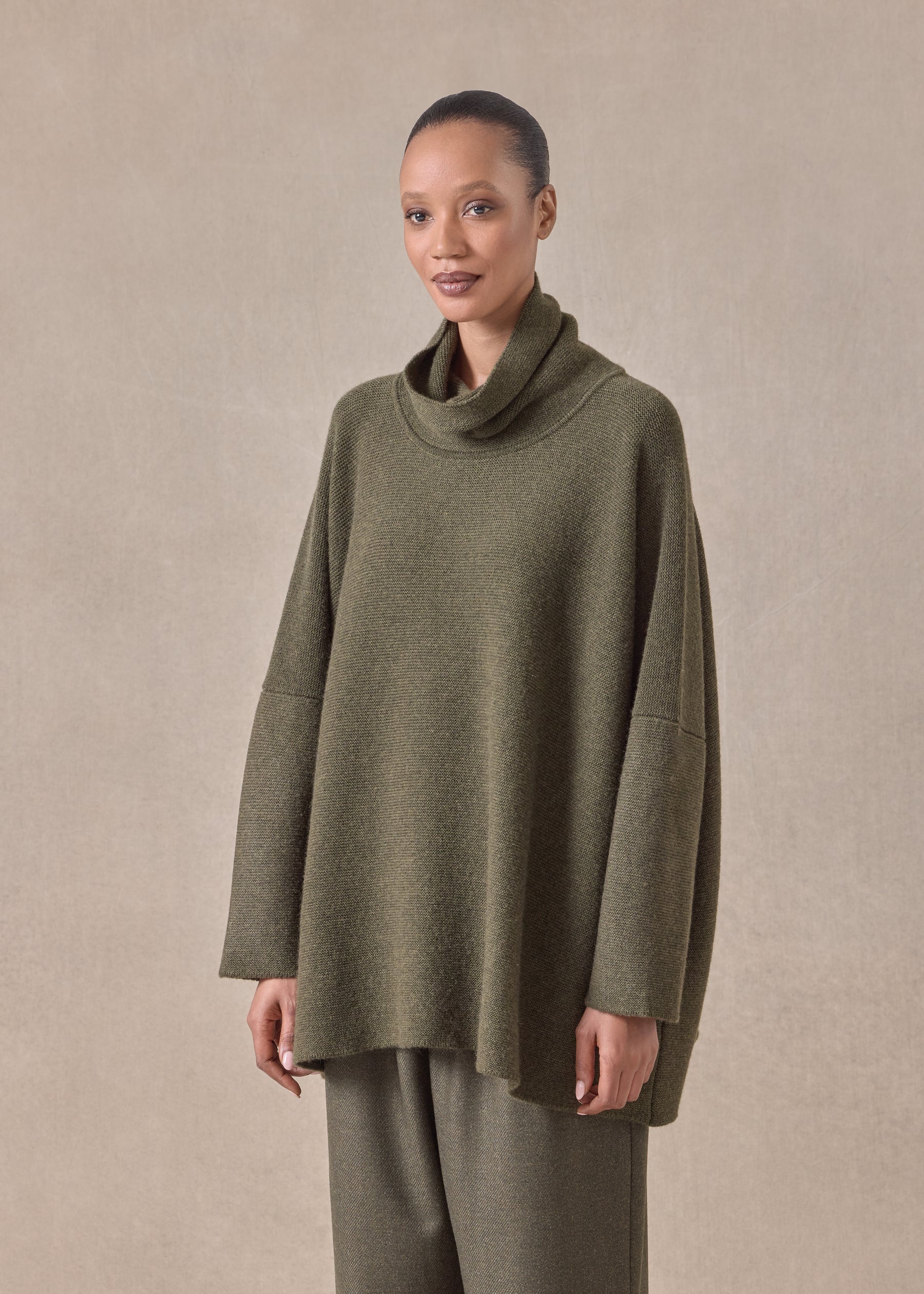 cashmere slim sleeve monks top - long