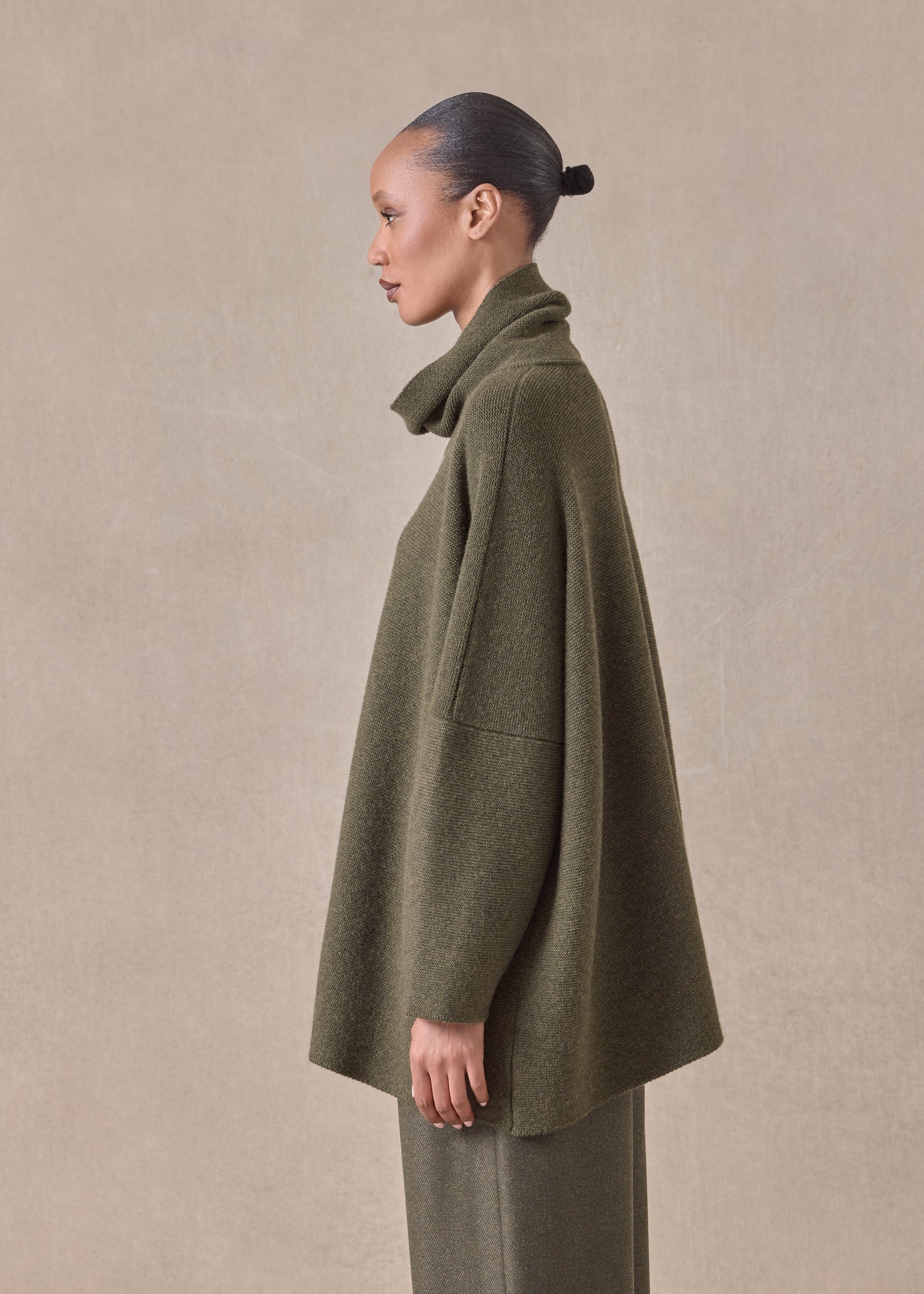 cashmere slim sleeve monks top - long