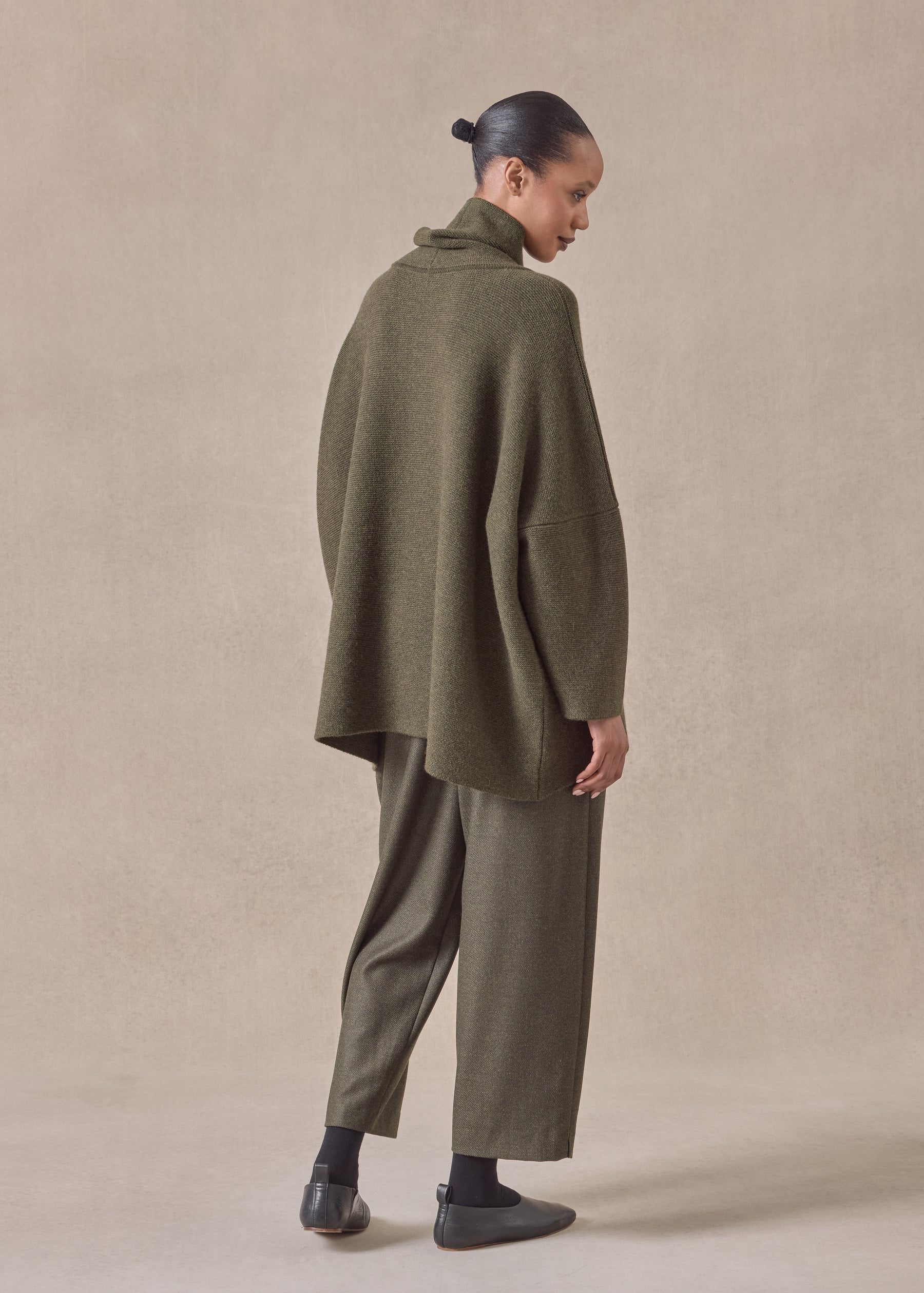 cashmere slim sleeve monks top - long