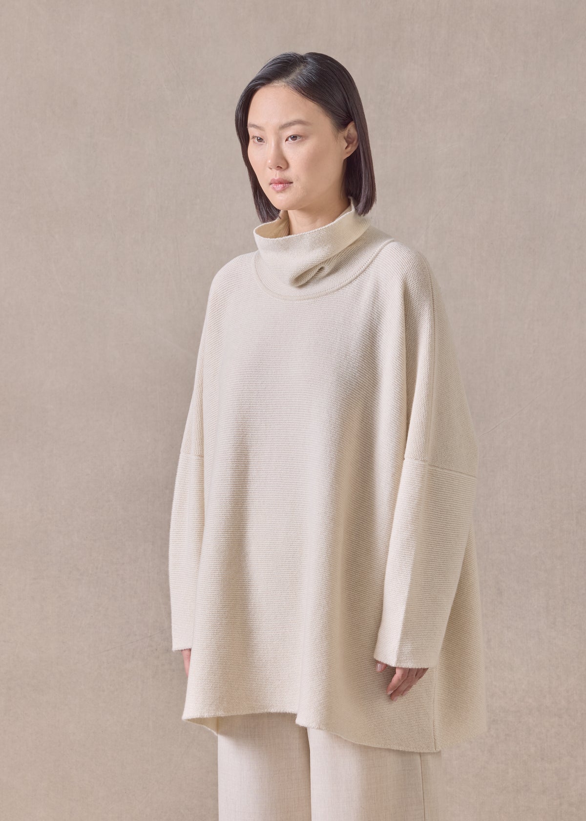 cashmere slim sleeve monks top - long (undyed)