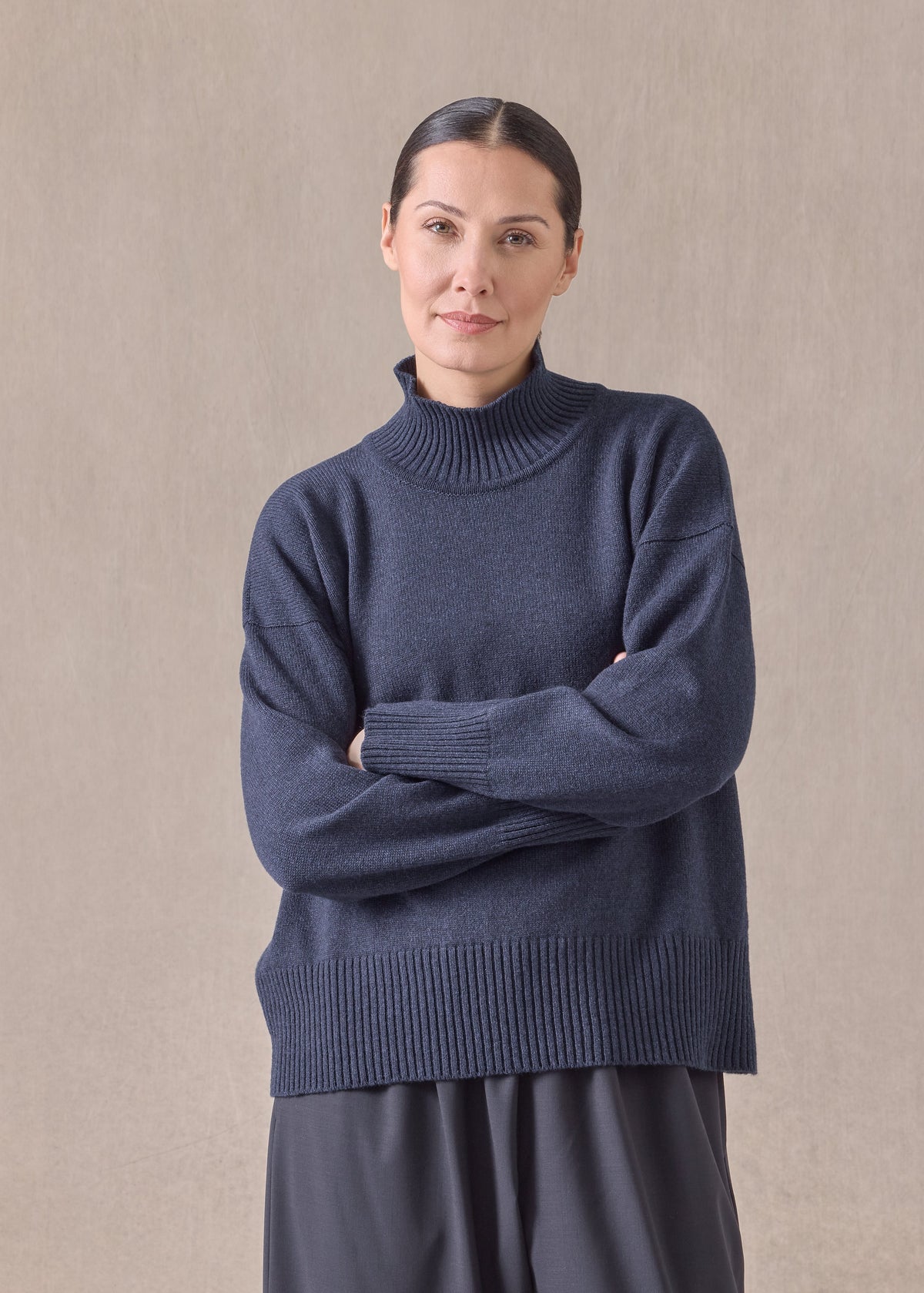 cashmere small long sleeve high neck sweater - mid (inkblue)