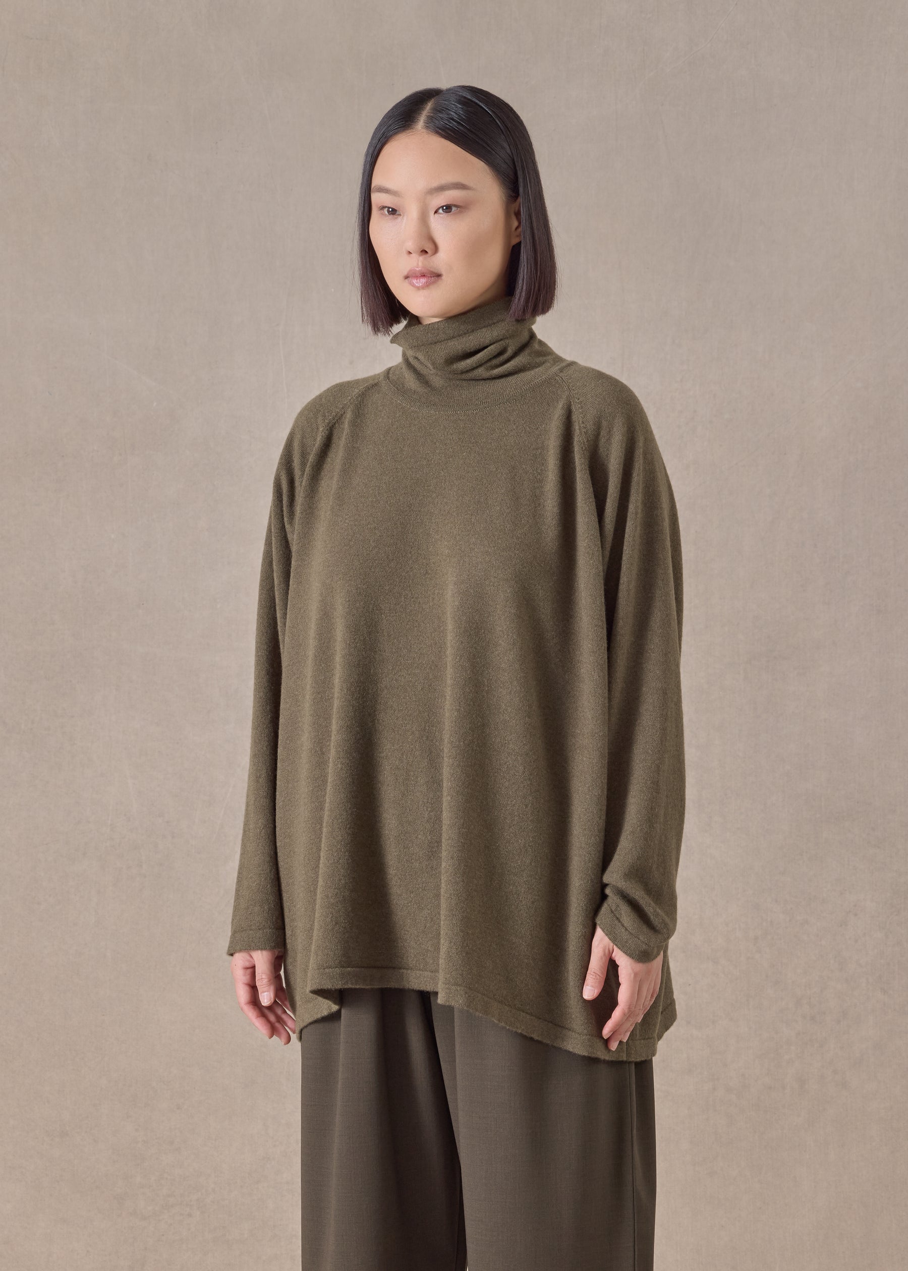 cashmere raglan sleeve scrunch neck sweater - long