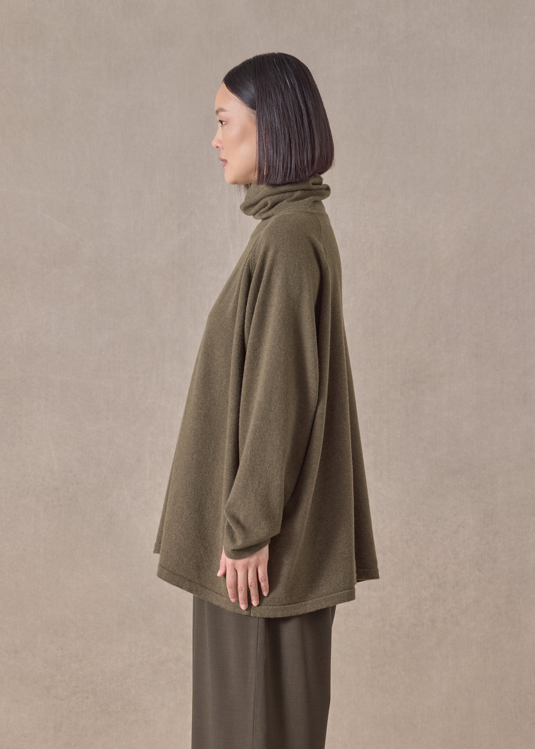 cashmere raglan sleeve scrunch neck sweater - long