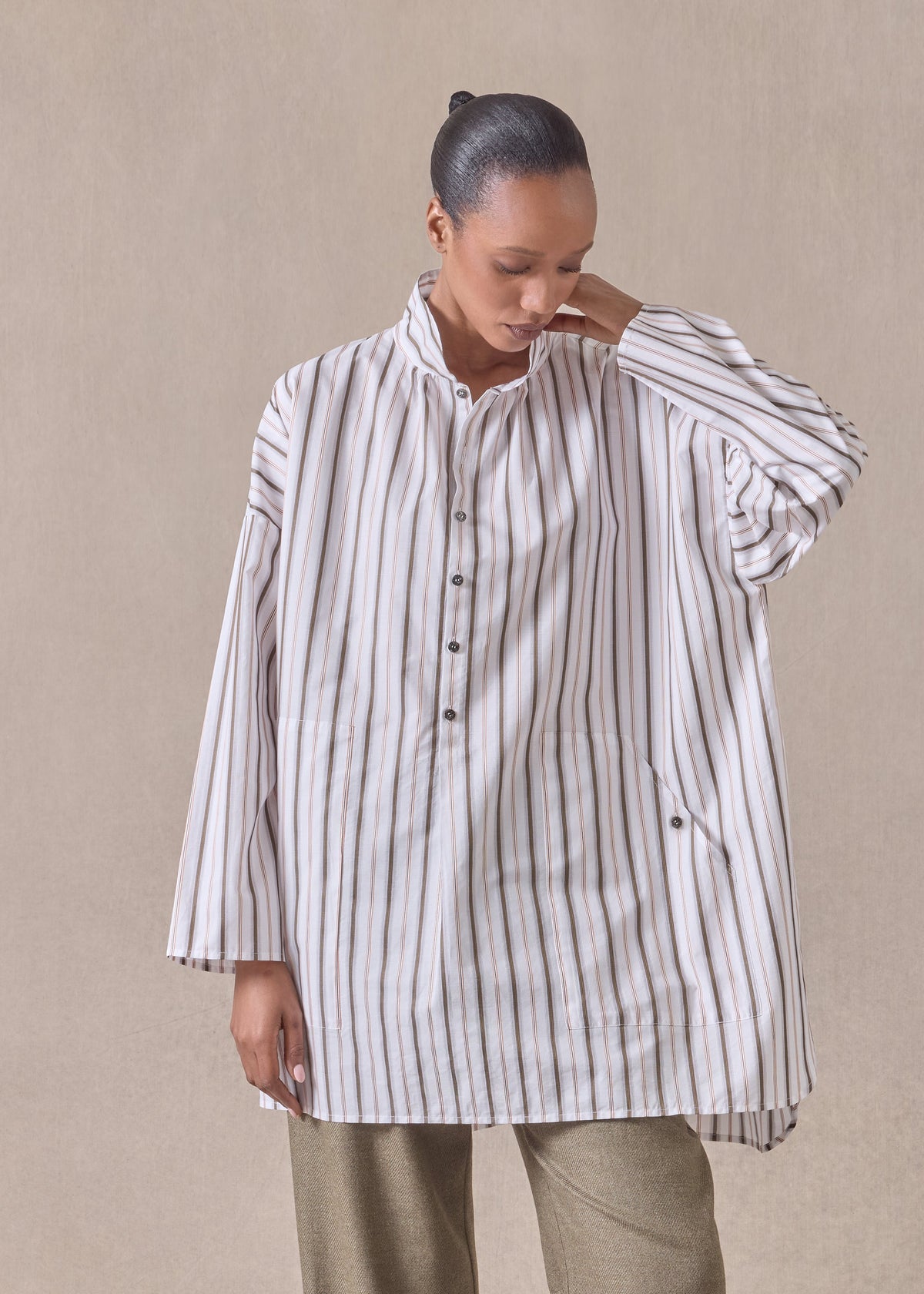 cotton sloped shoulder wide a-line artists smock with pleated collar - long plus (oliveorange)