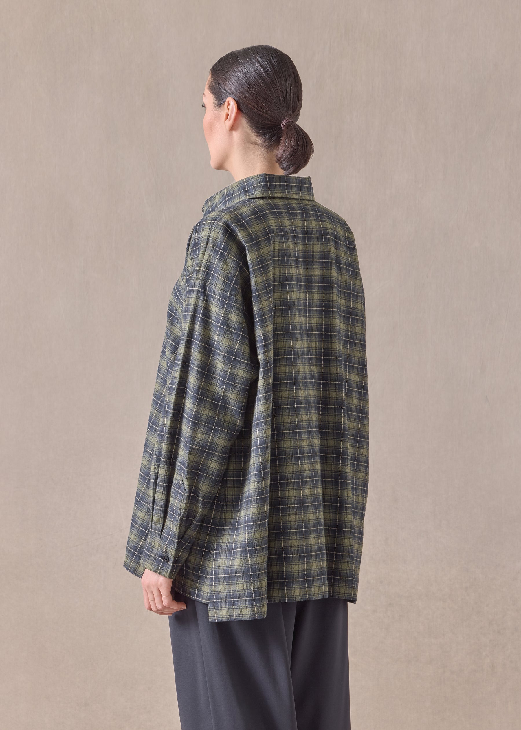 cotton slim a-line shirt with collar and stepped insert - long