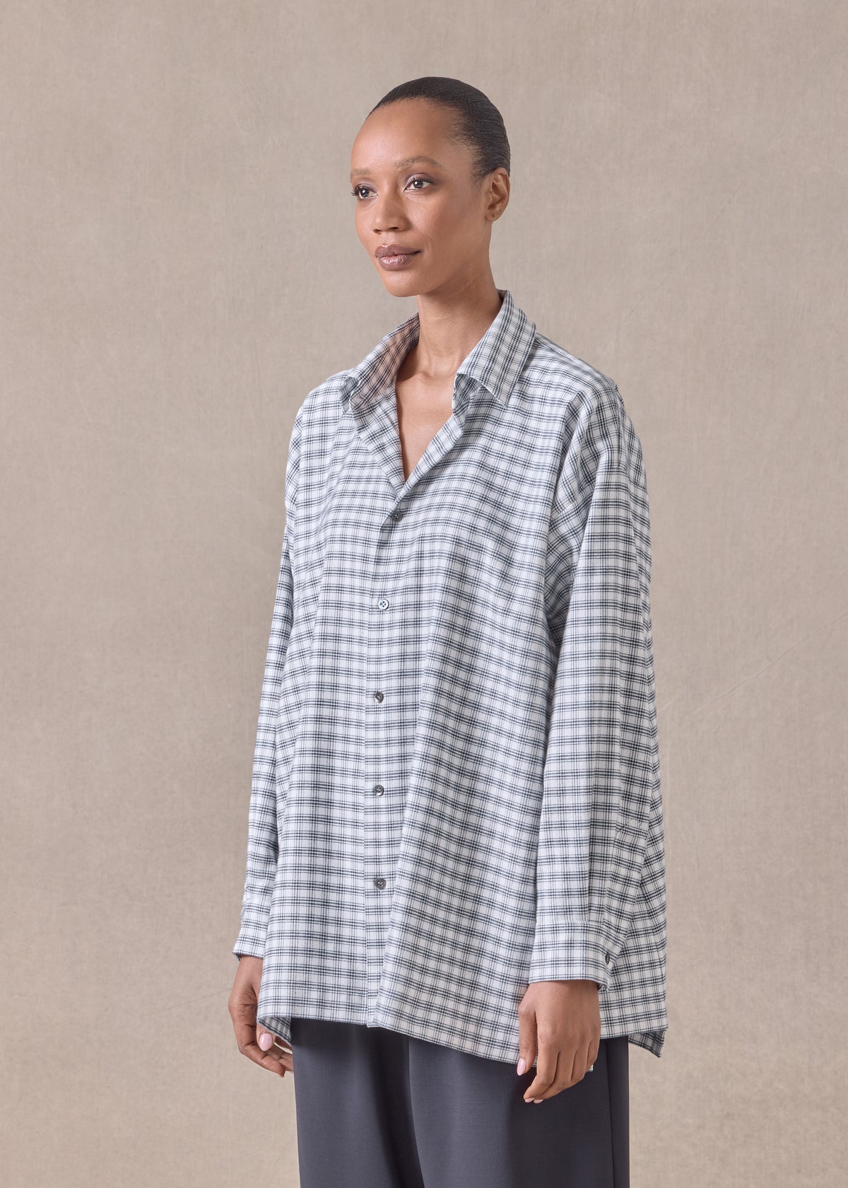 cotton slim a-line shirt with collar and stepped insert - long