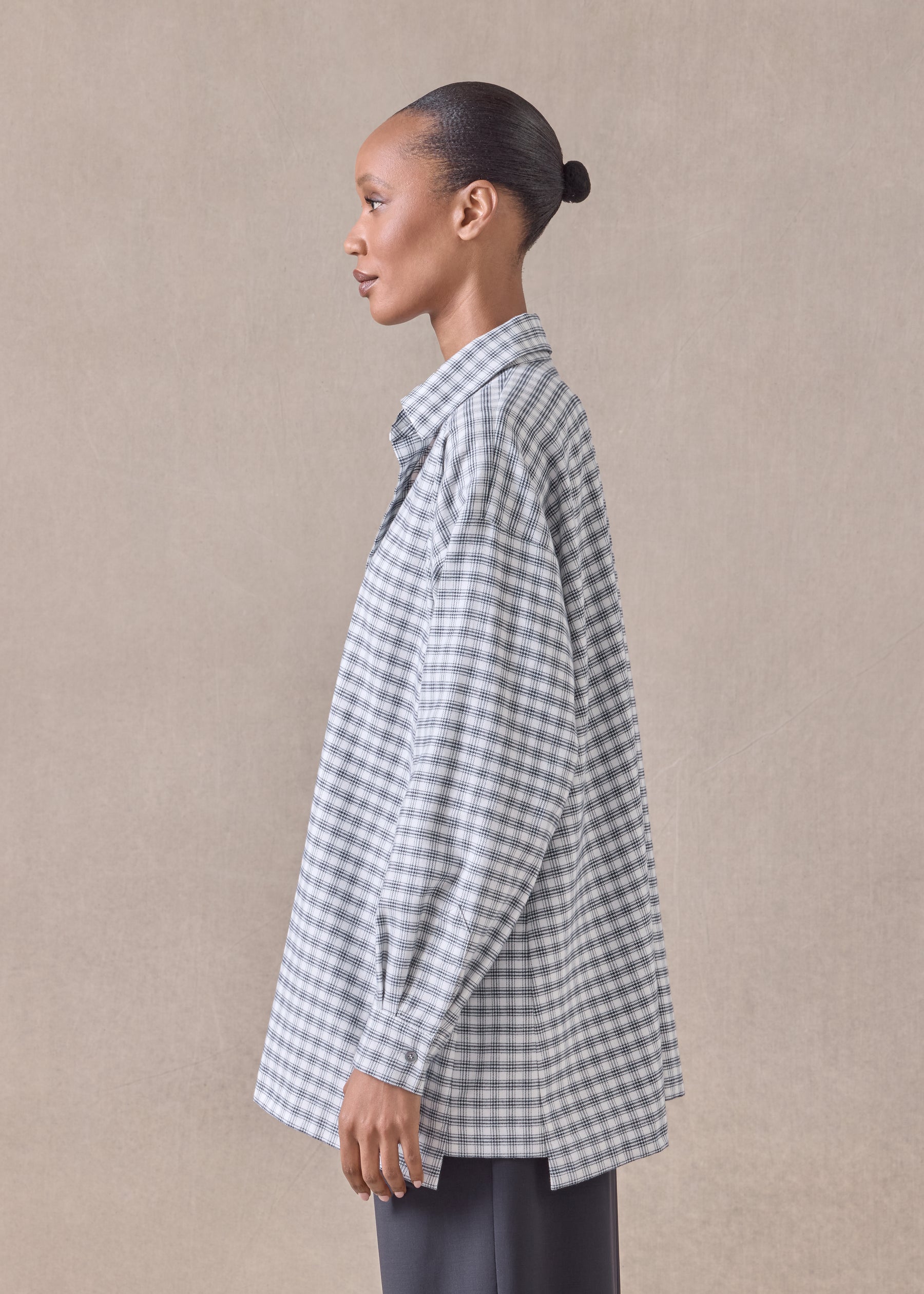 cotton slim a-line shirt with collar and stepped insert - long
