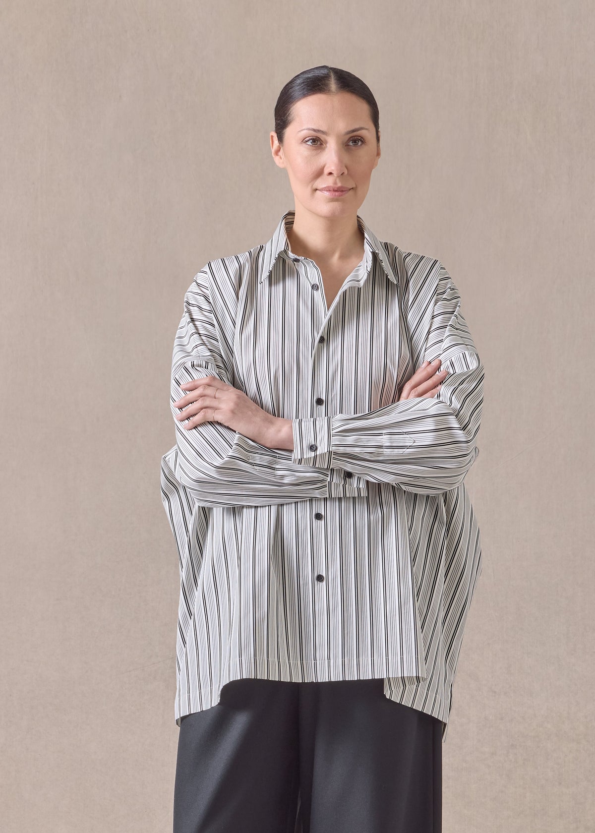cotton wide longer back shirt with collar - long (blackstripe)