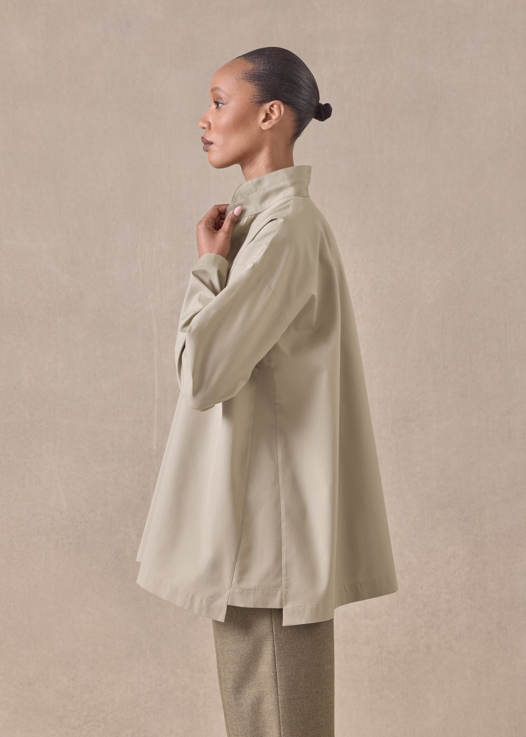 cotton slim a-line double stand collar shirt with stepped insert - long