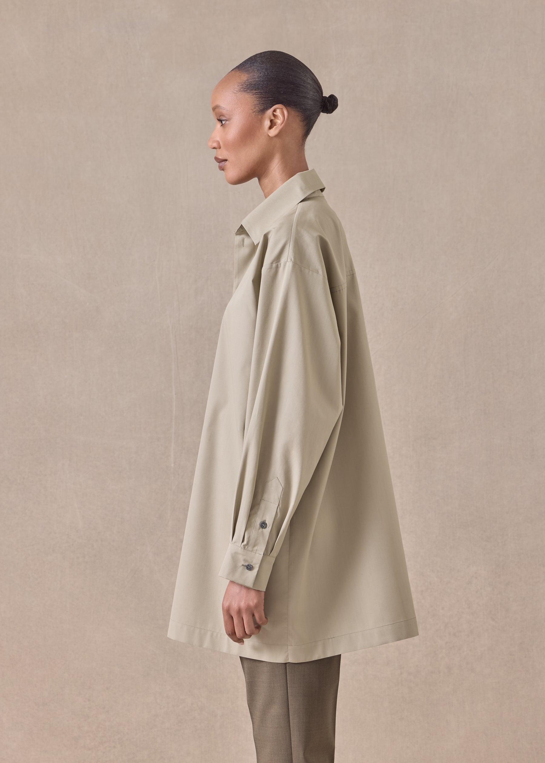 cotton slim a-line back pleat shirt with collar - long plus