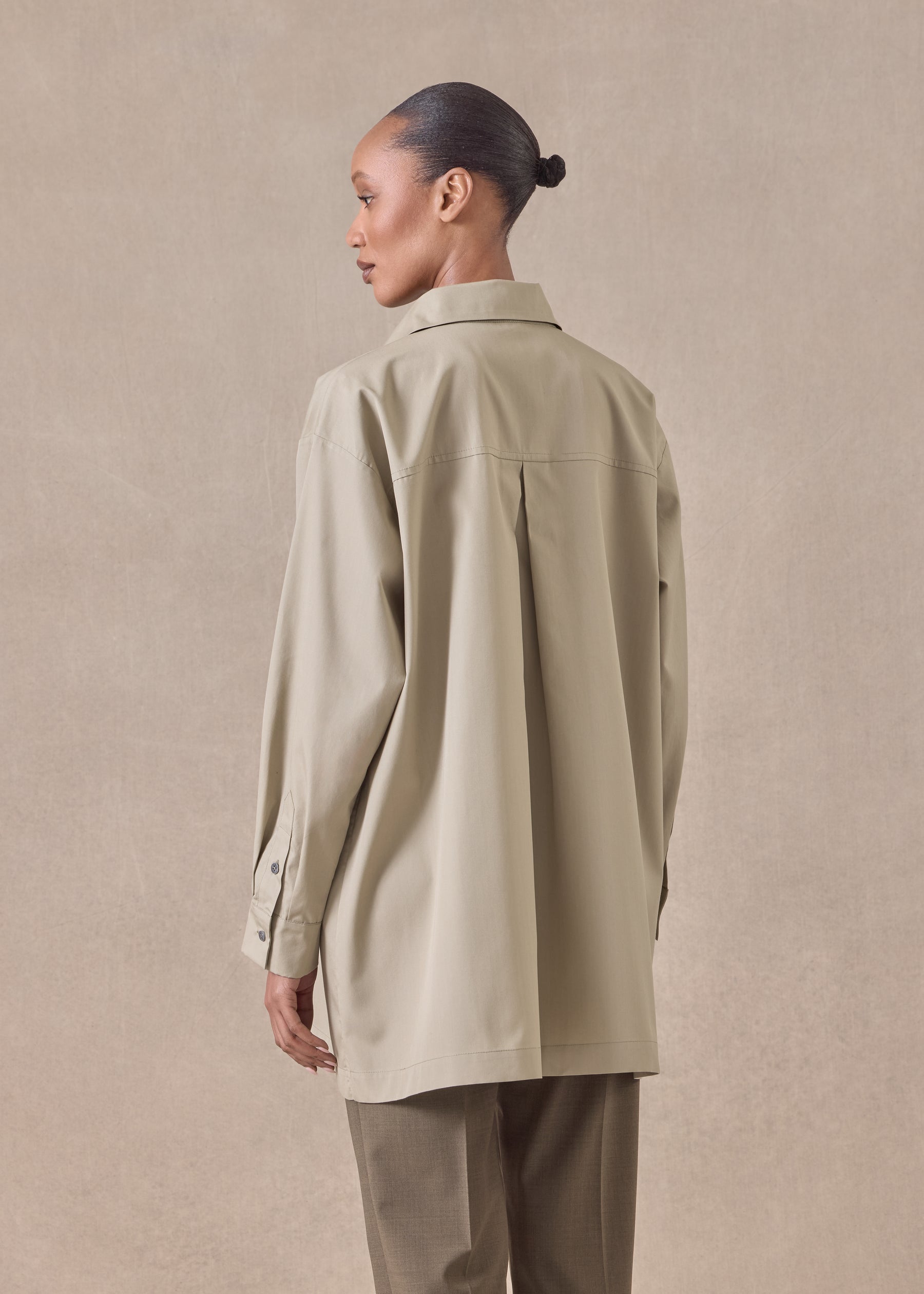 cotton slim a-line back pleat shirt with collar - long plus