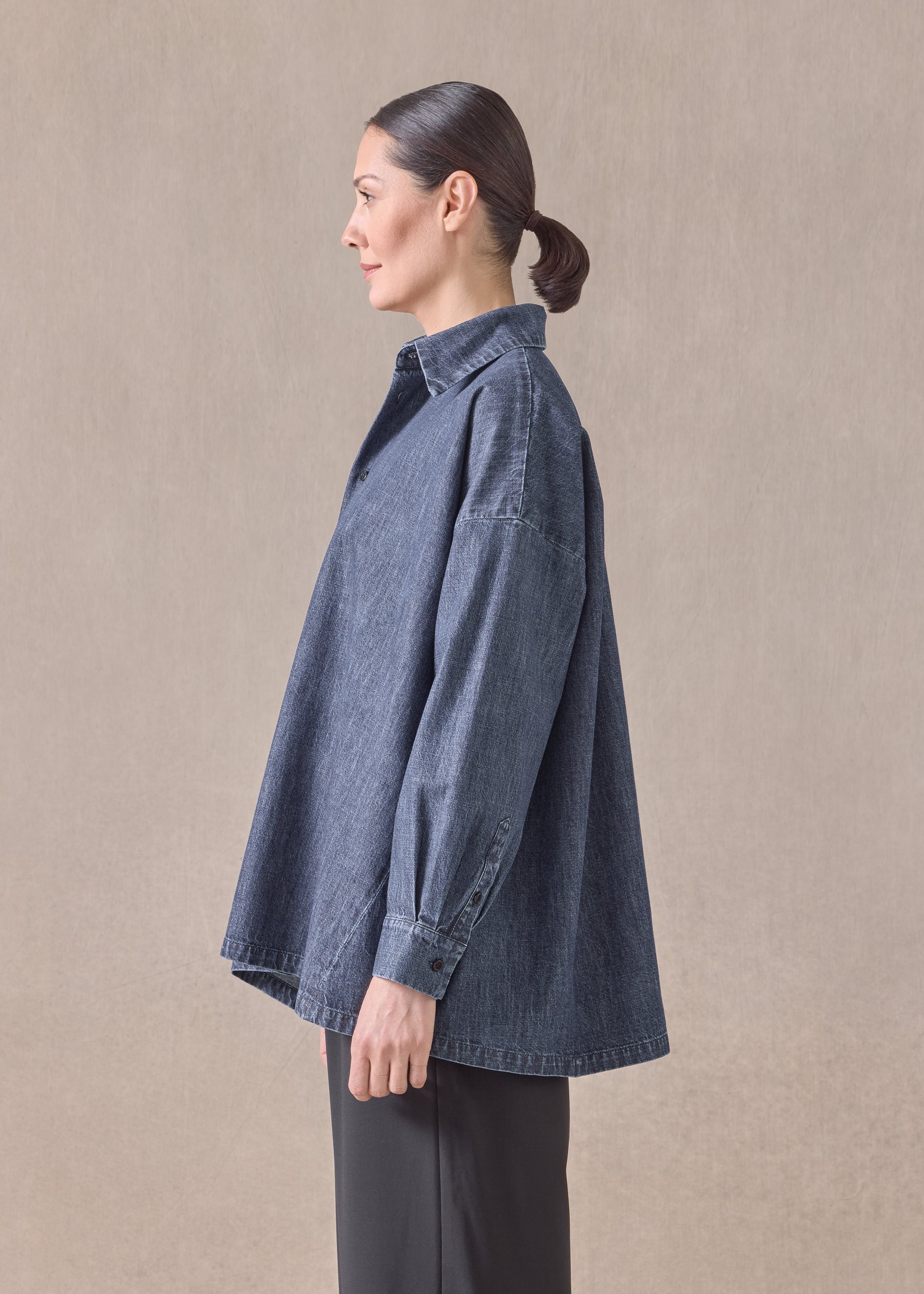 cotton angled-to-front side seam shirt with collar - long