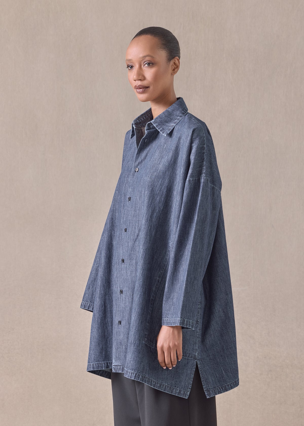 cotton denim wide a-line back pleat shirt with collar - long plus